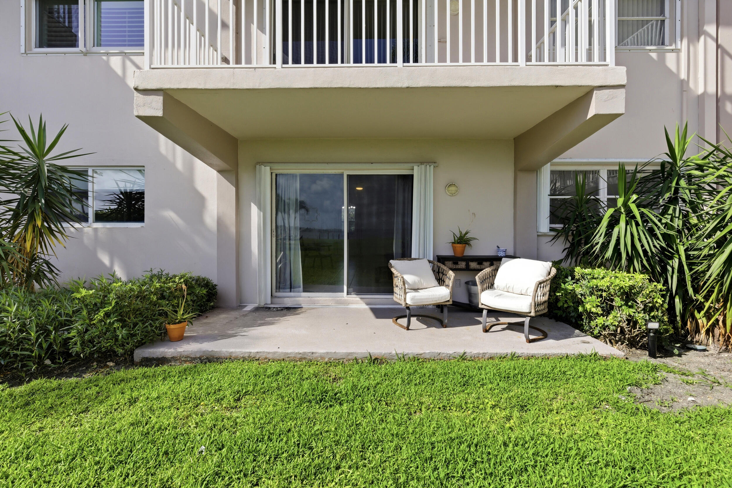 311 E Ocean #104, Lantana FL 33462