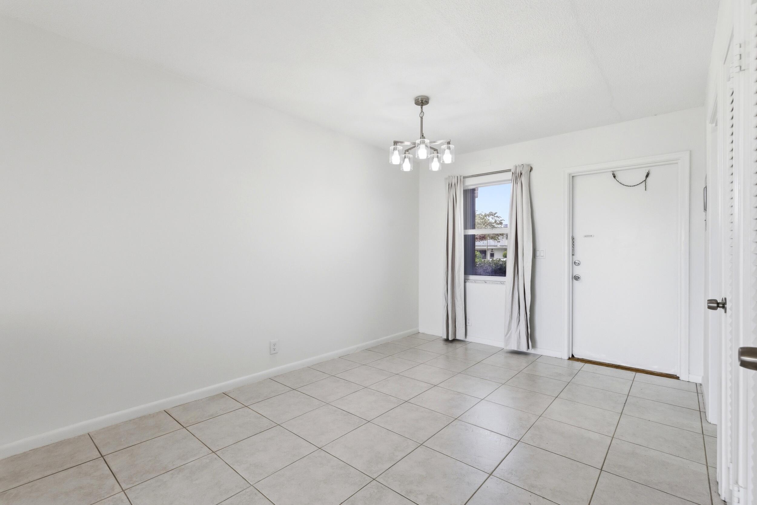 311 E Ocean #104, Lantana FL 33462