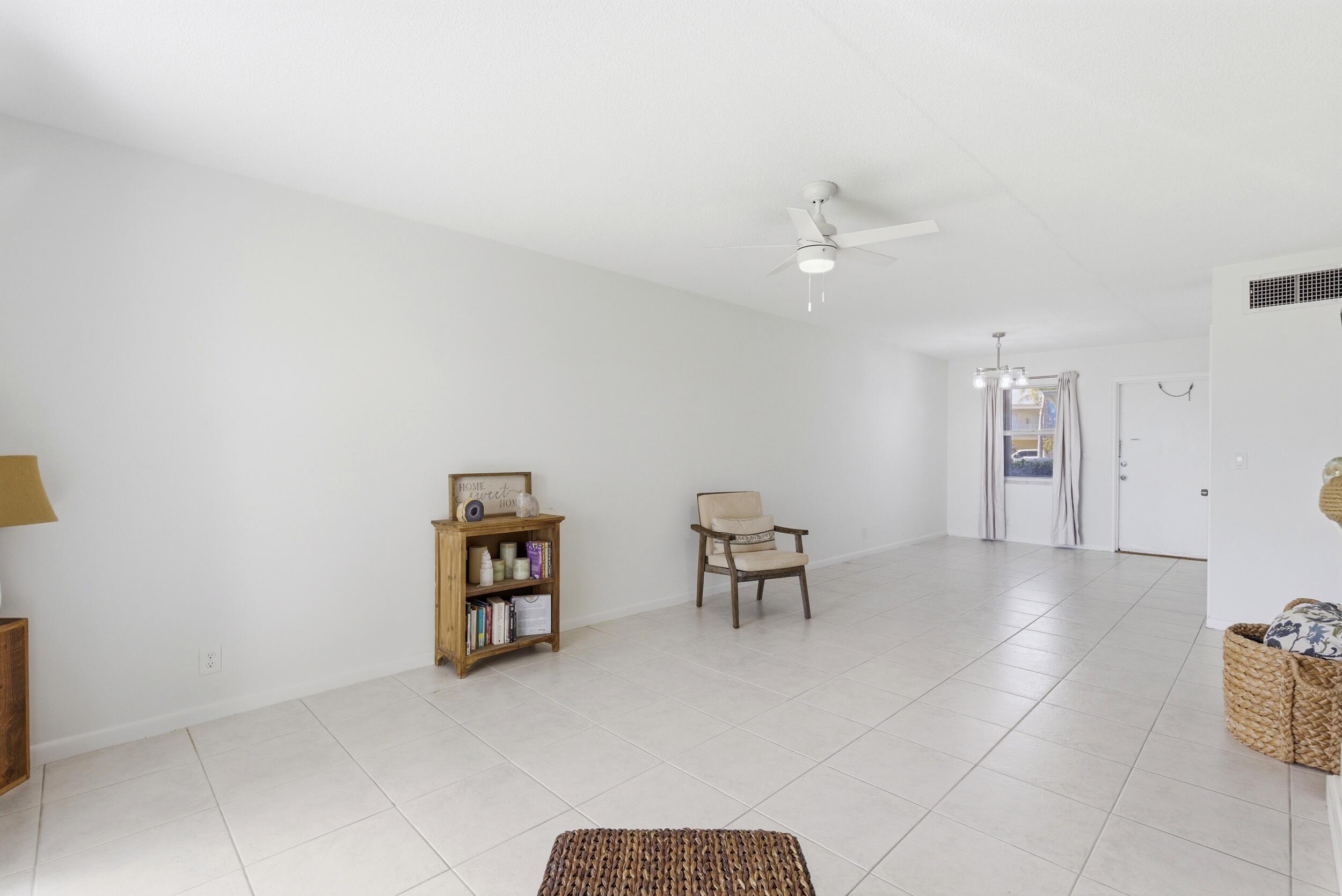 311 E Ocean #104, Lantana FL 33462