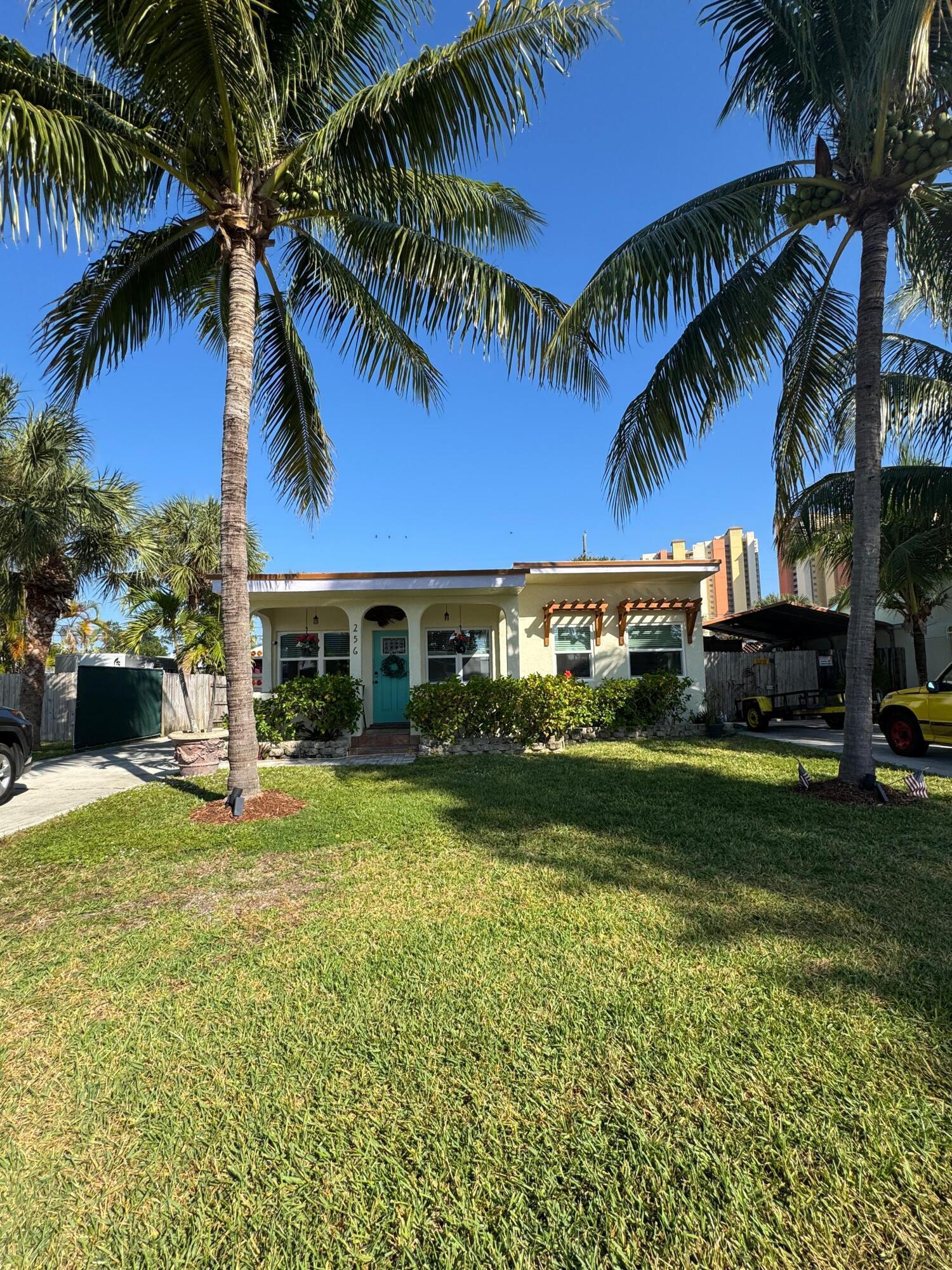 256 E 24th, Riviera Beach FL 33404