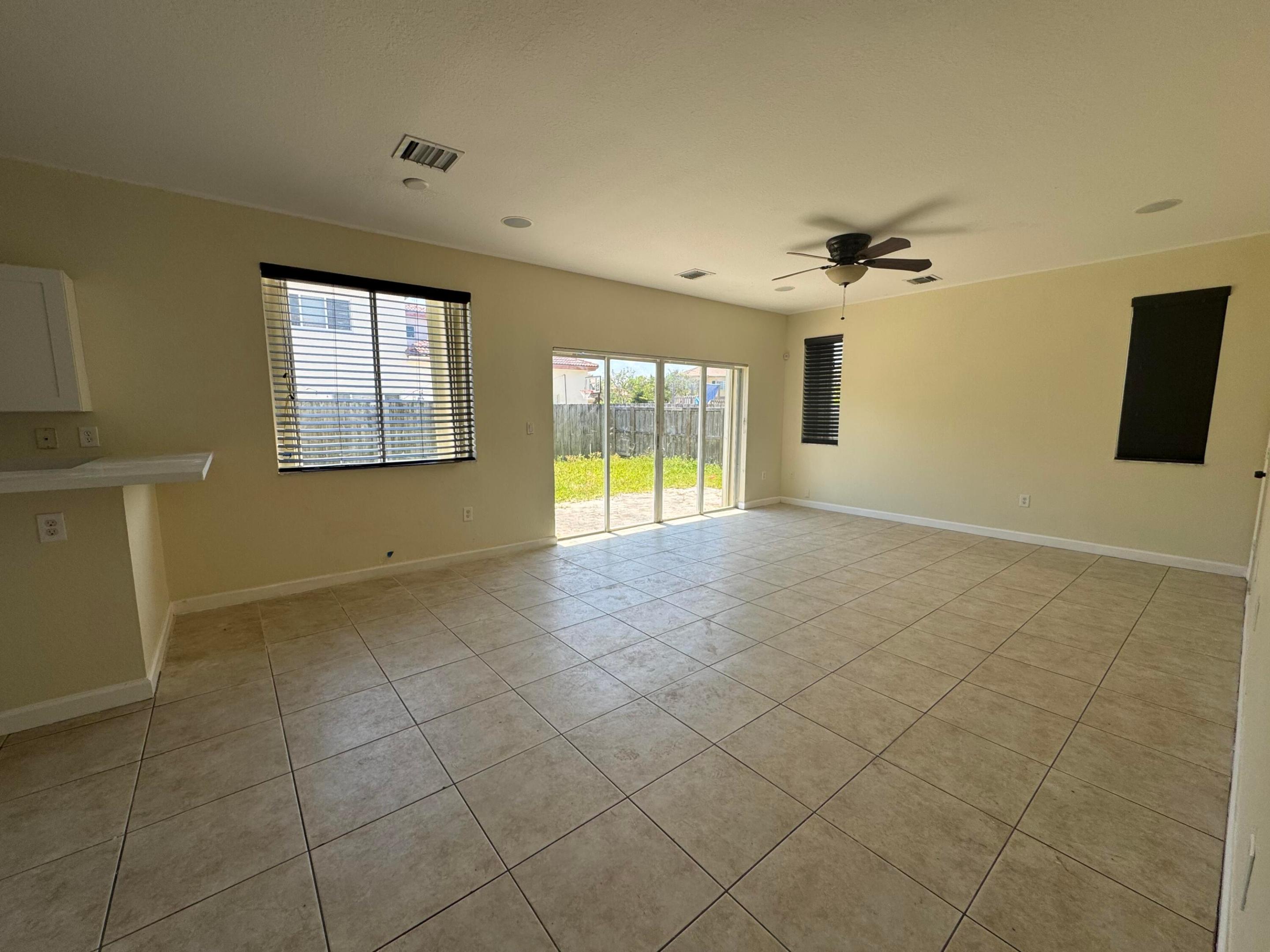 9508 SW 221st, Cutler Bay FL 33190