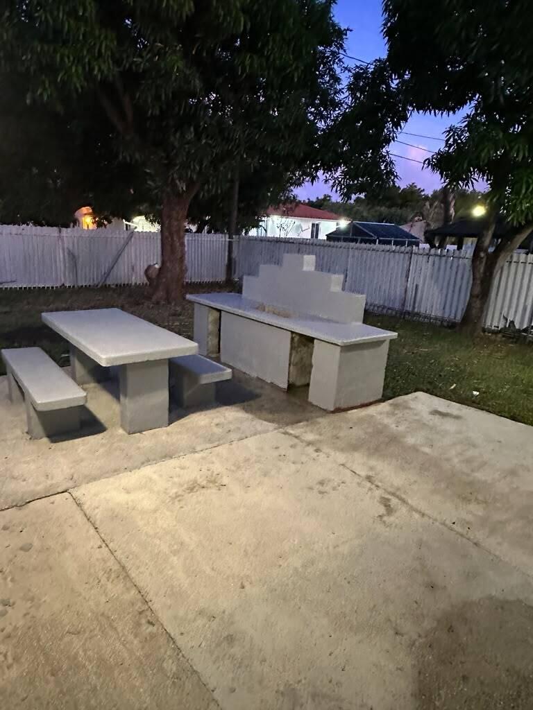 4315 NW 11th, Miami FL 33127