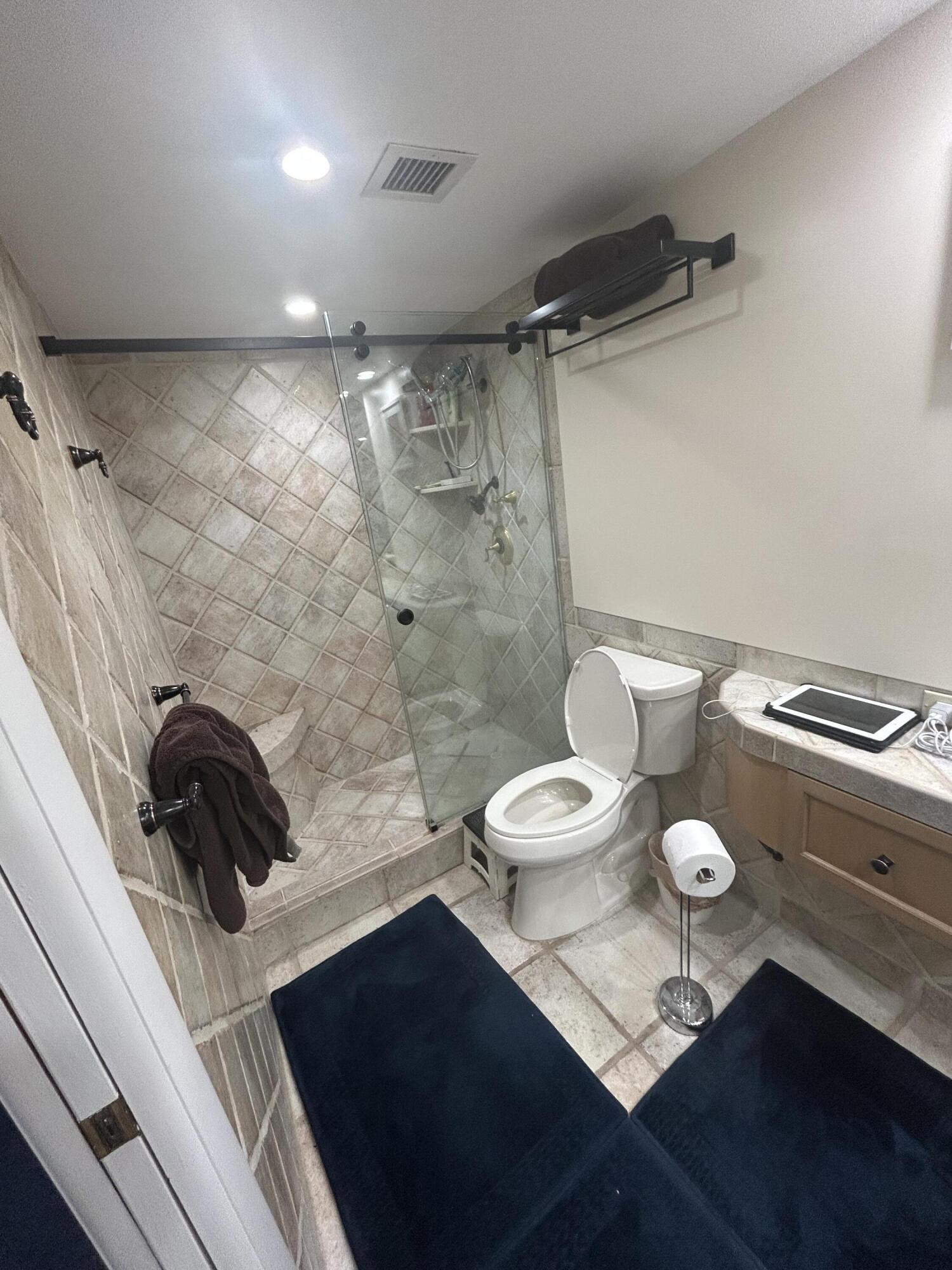 1201 River Reach #202, Fort Lauderdale FL 33315