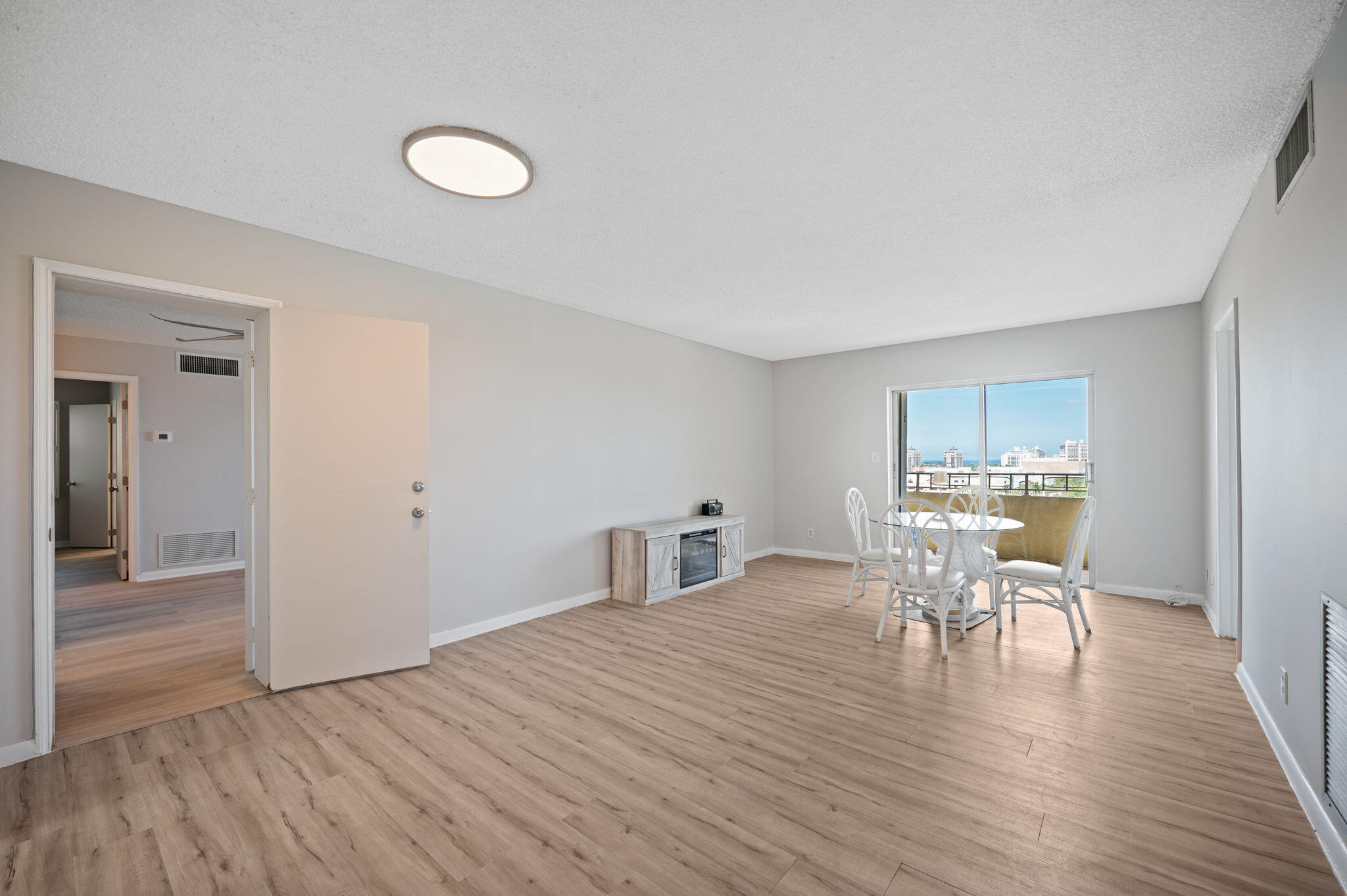 900 NE 18th #1406-1407, Fort Lauderdale FL 33304