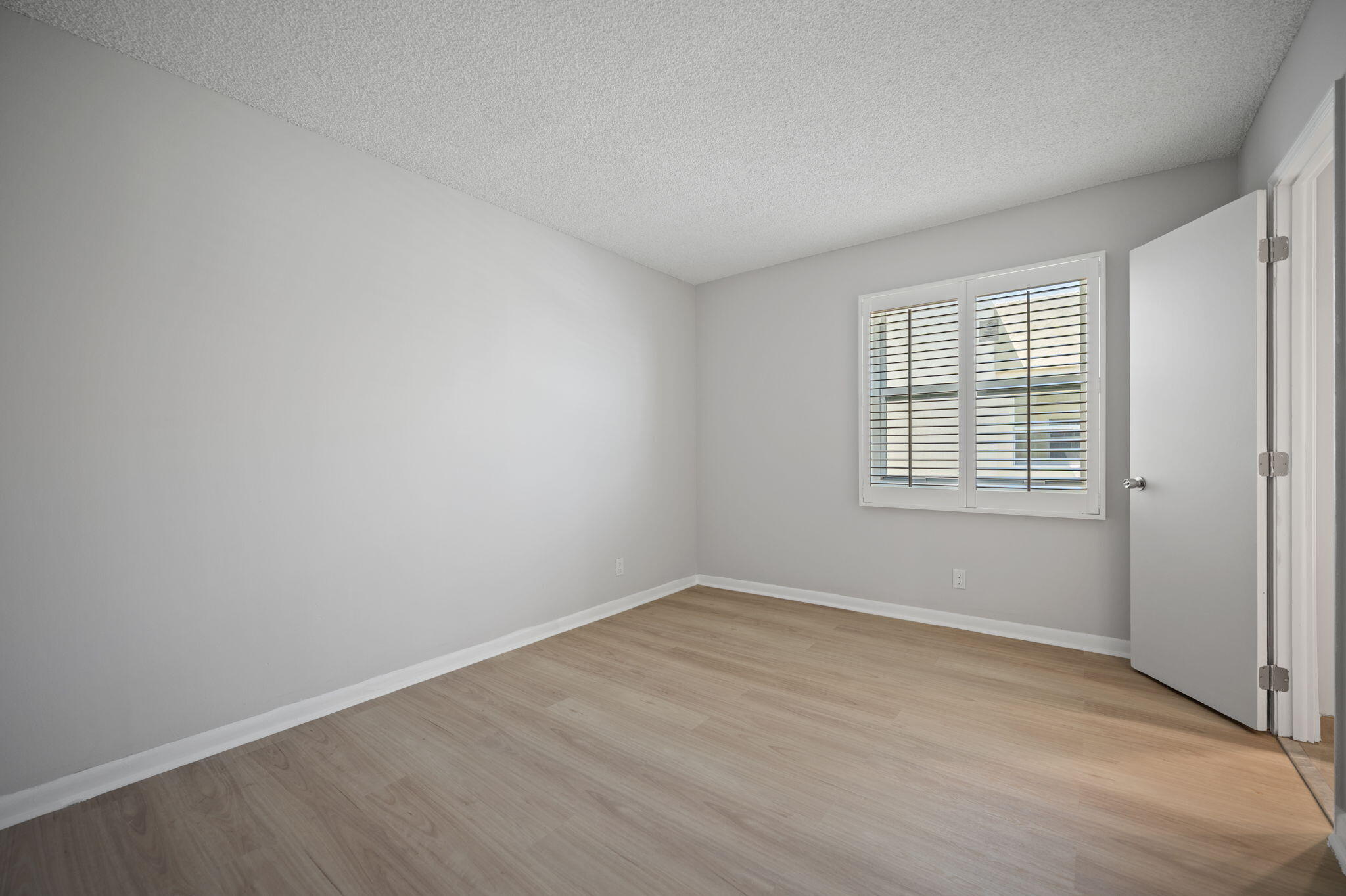 900 NE 18th #1406-1407, Fort Lauderdale FL 33304