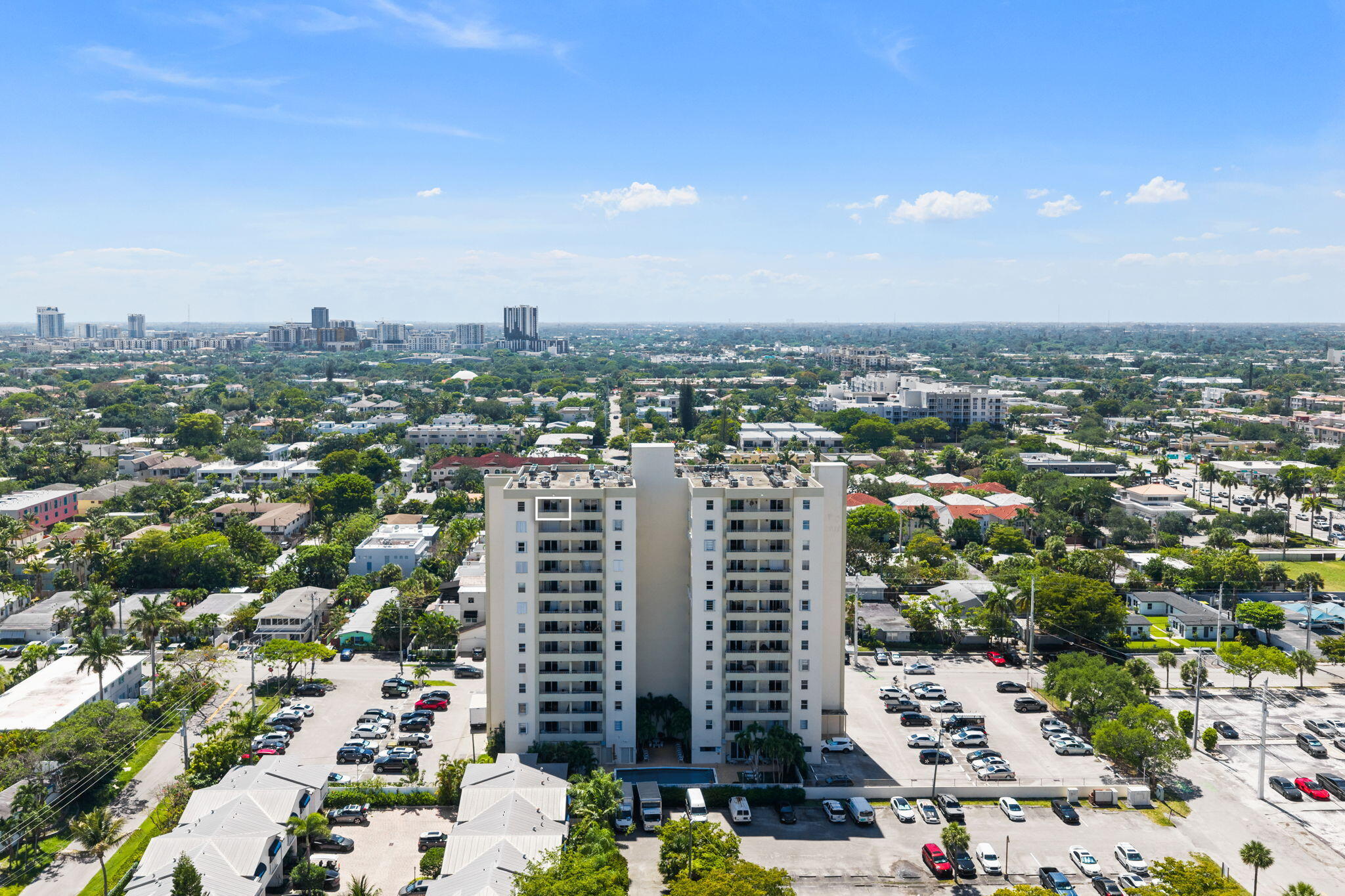 900 NE 18th #1406-1407, Fort Lauderdale FL 33304