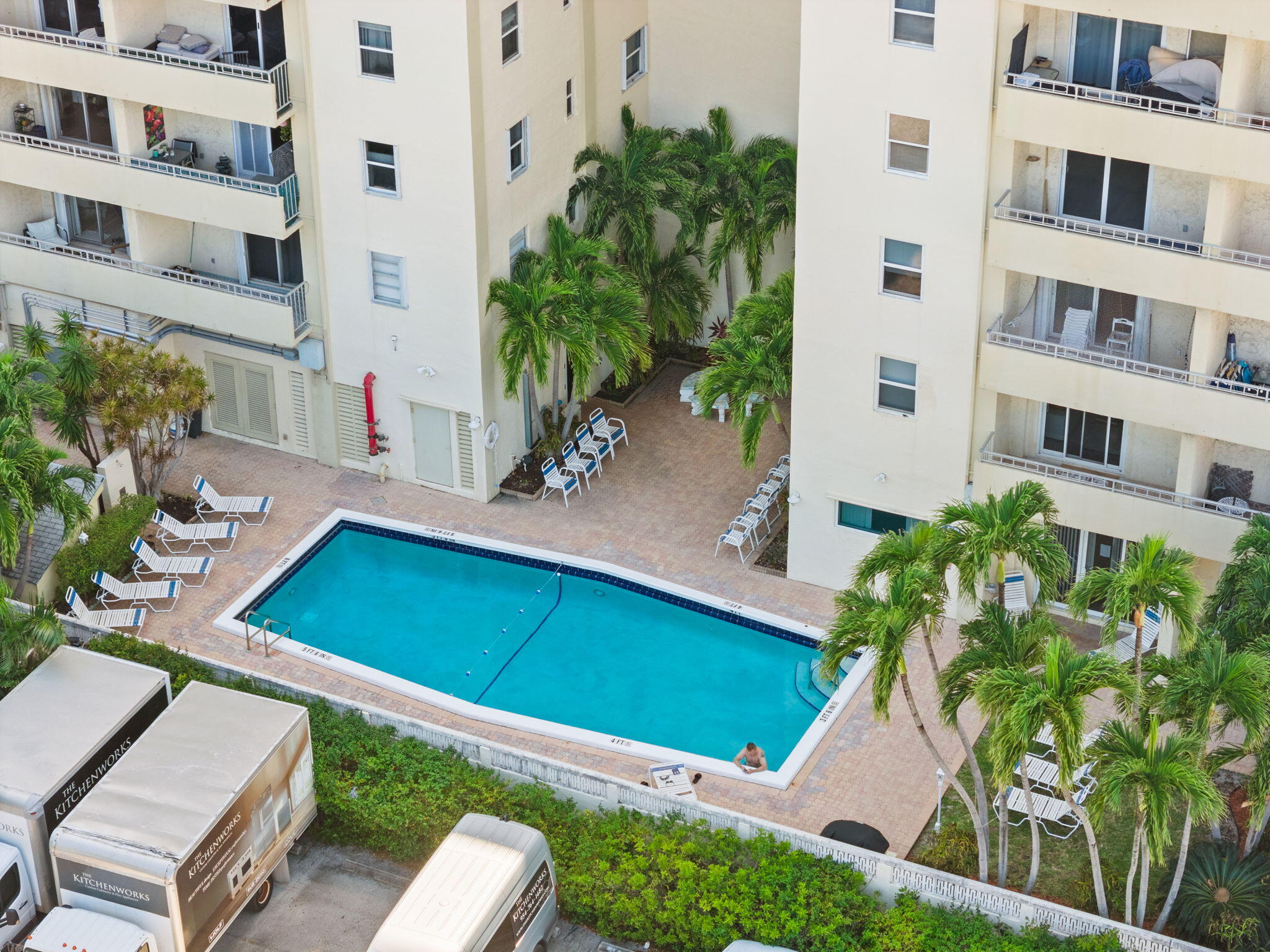 900 NE 18th #1406-1407, Fort Lauderdale FL 33304