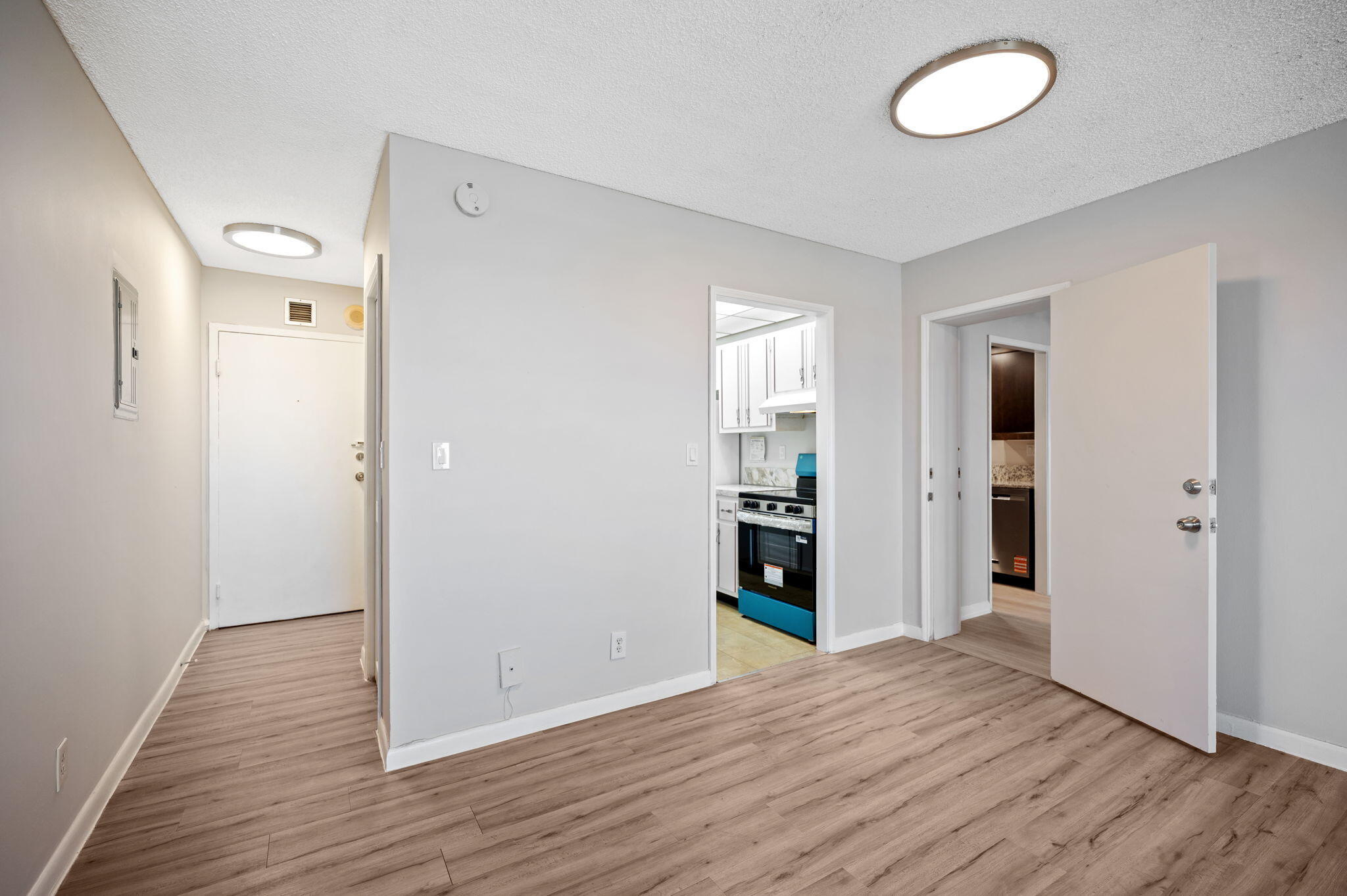 900 NE 18th #1406-1407, Fort Lauderdale FL 33304