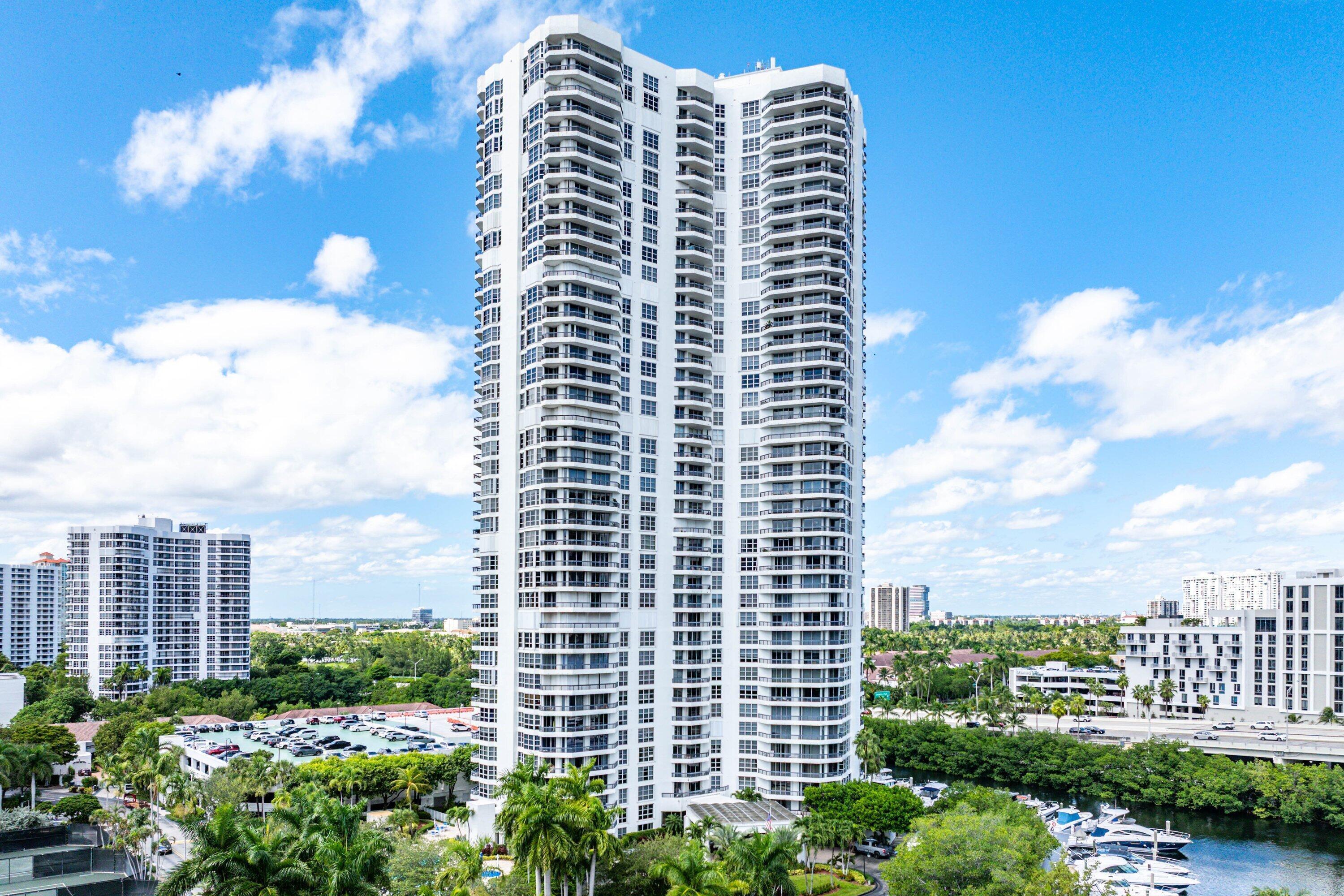 3500 Mystic Pointe, Aventura FL 33180