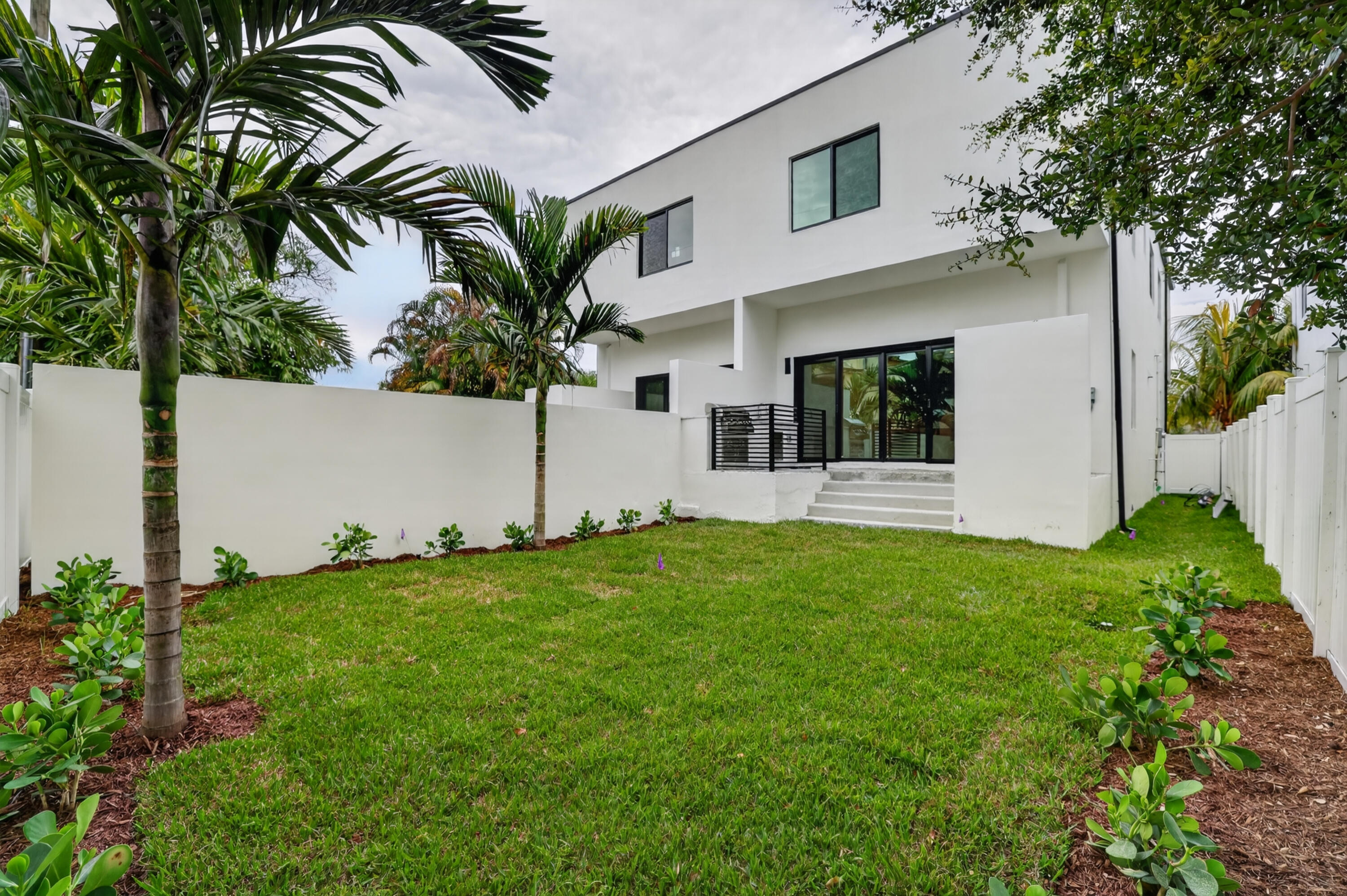 509 SW 11th, Fort Lauderdale FL 33315