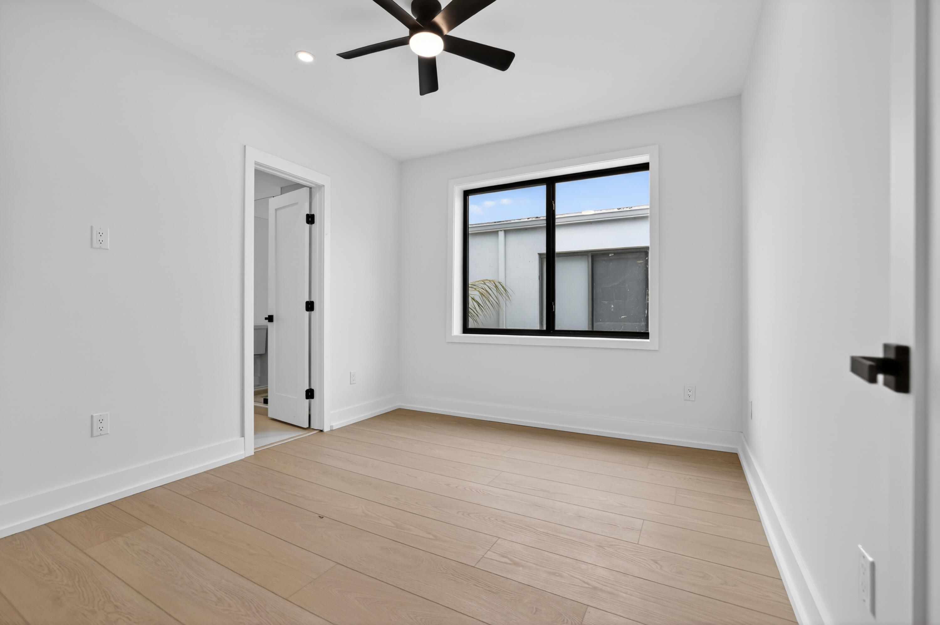 509 SW 11th, Fort Lauderdale FL 33315