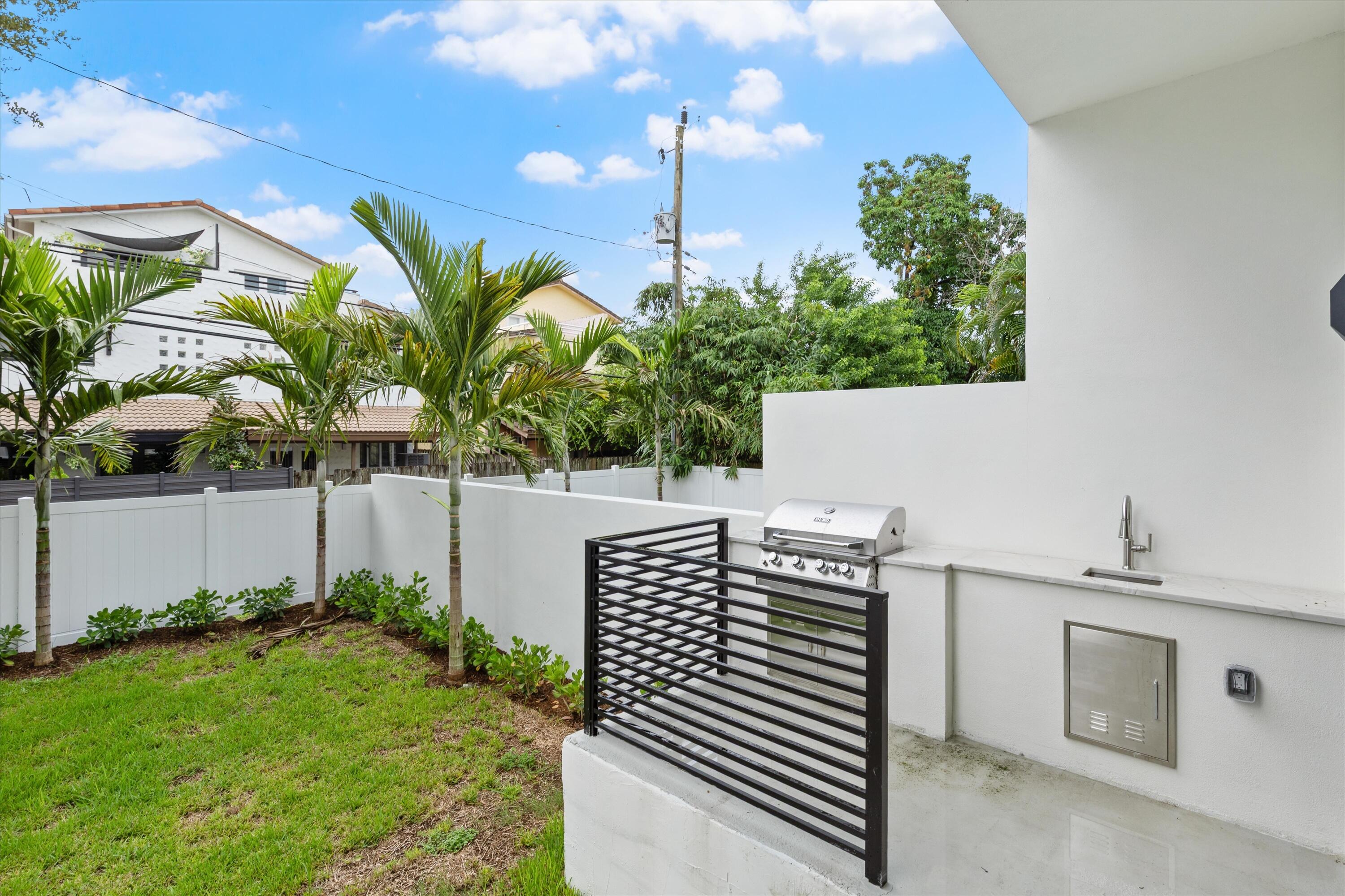 509 SW 11th, Fort Lauderdale FL 33315
