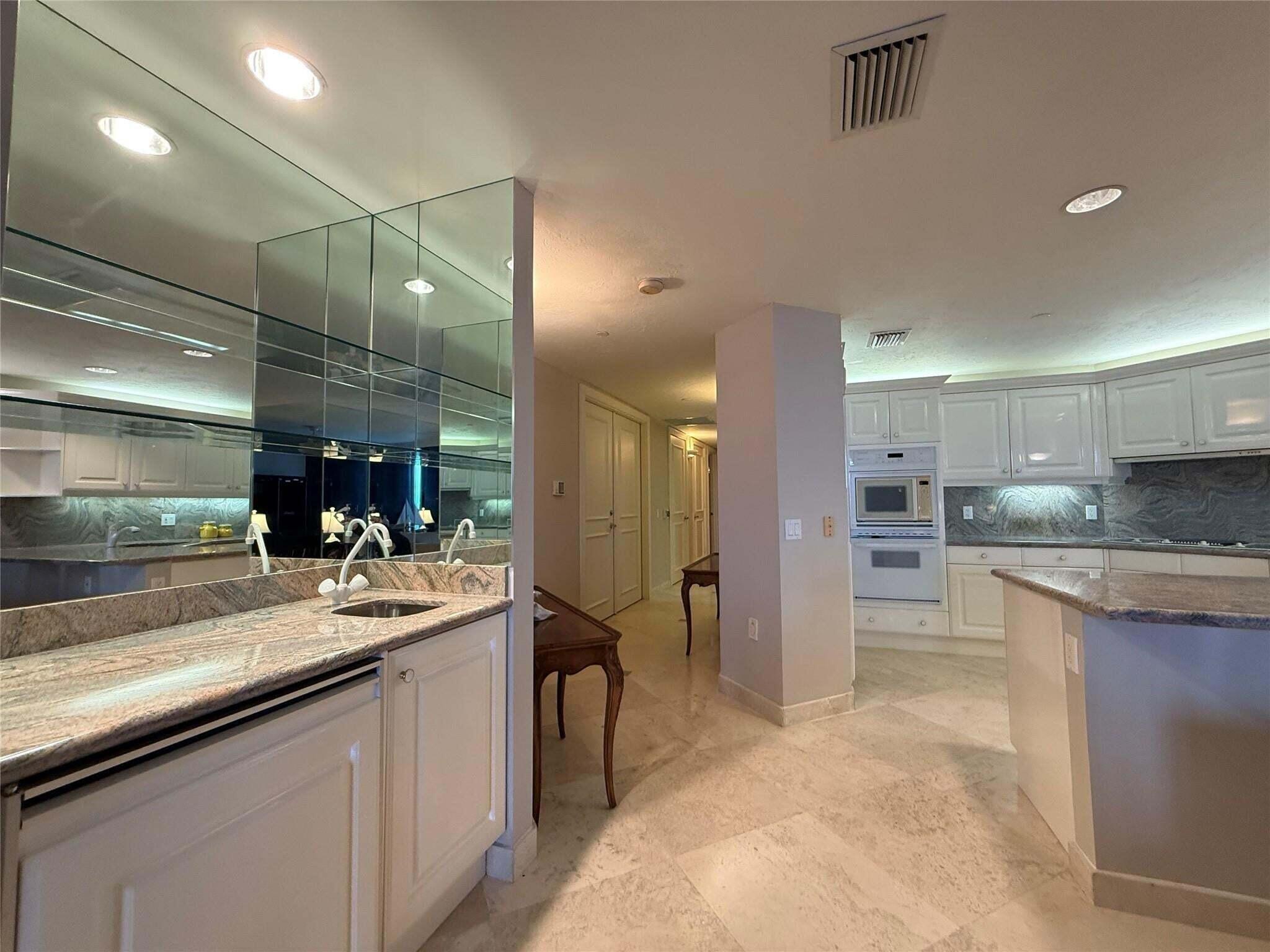 800 Ocean #1104, Juno Beach FL 33408