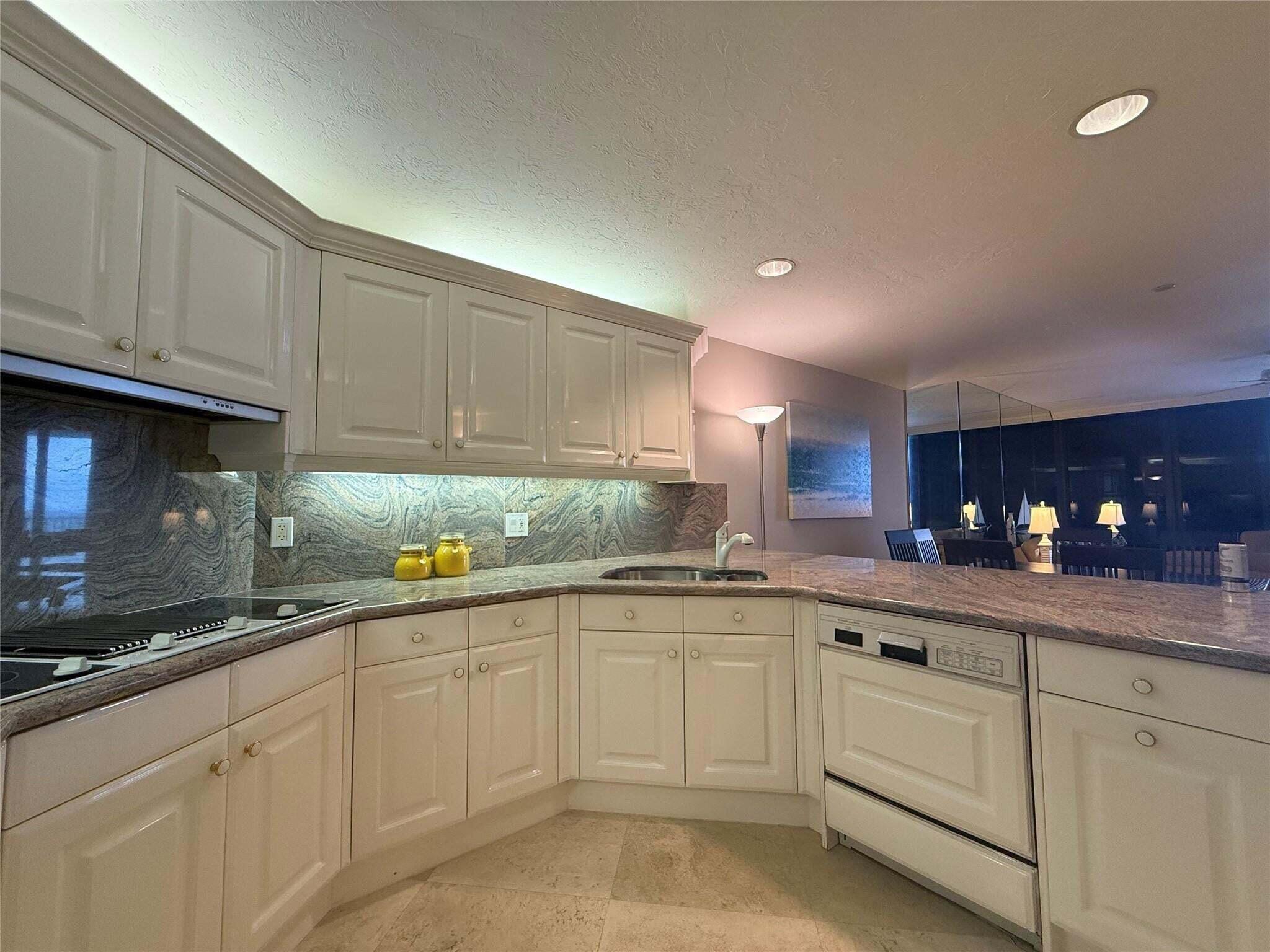800 Ocean #1104, Juno Beach FL 33408