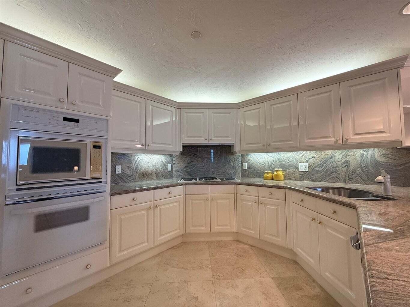 800 Ocean #1104, Juno Beach FL 33408