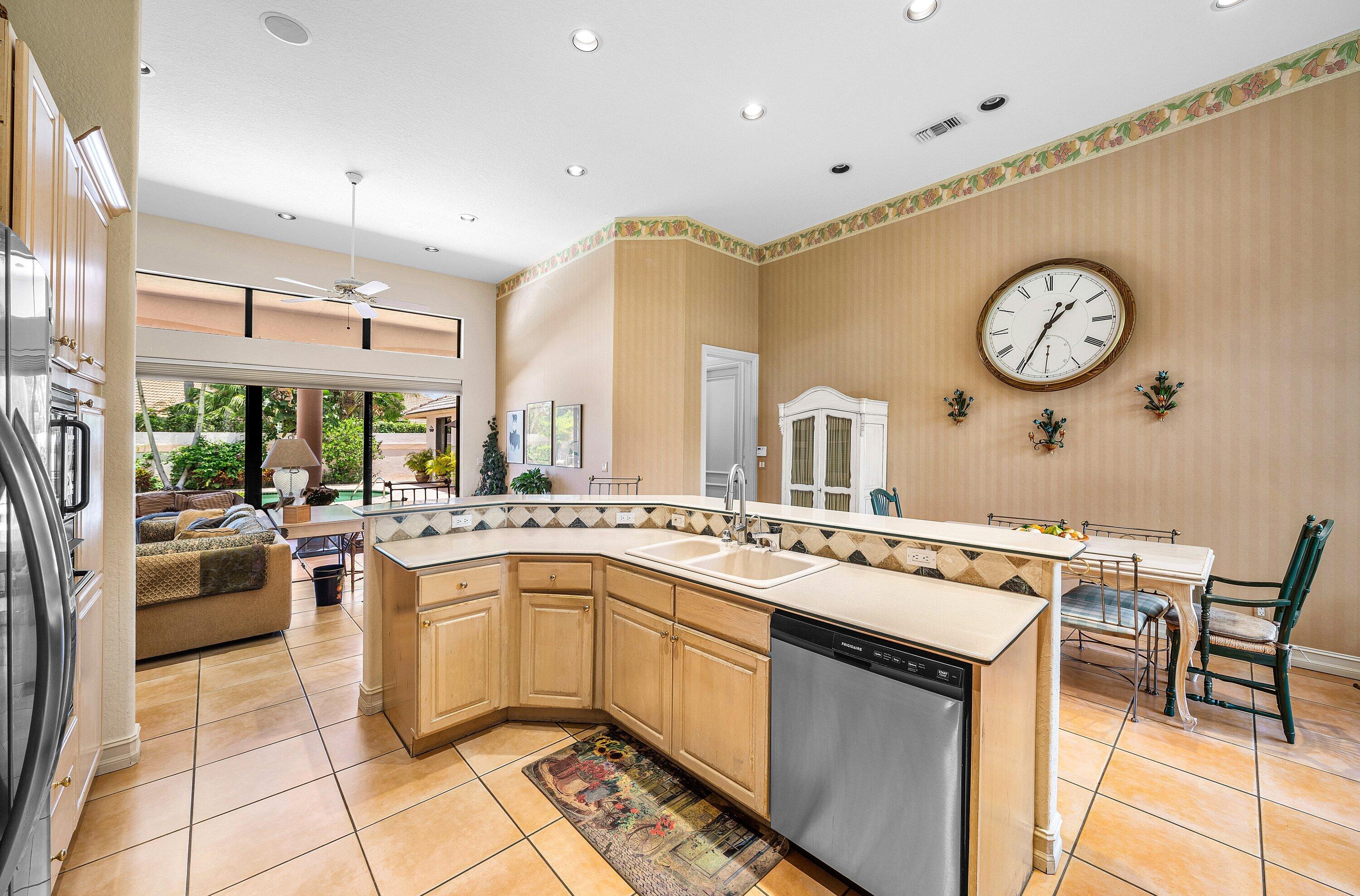 4727 Bocaire, Boca Raton FL 33487