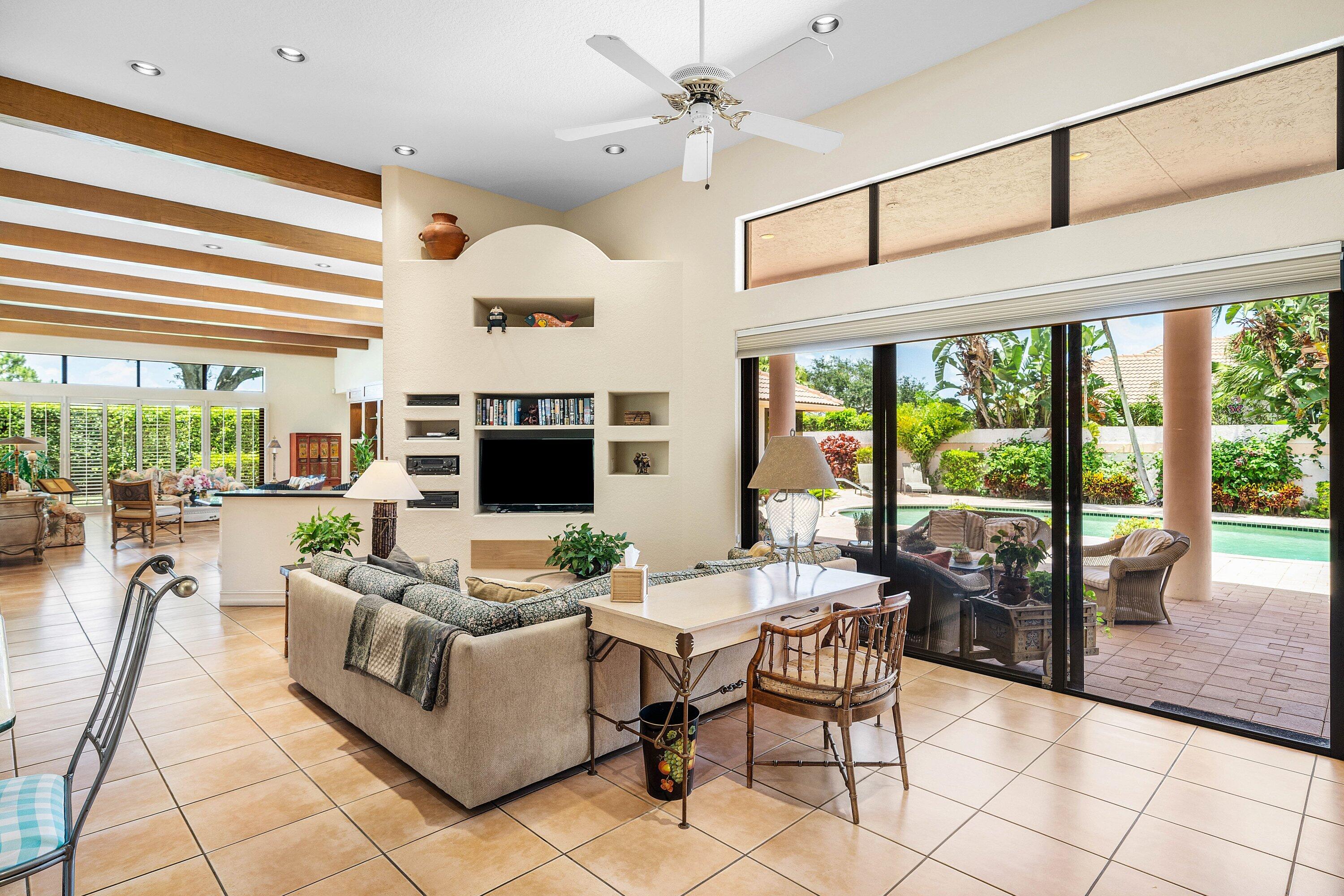 4727 Bocaire, Boca Raton FL 33487