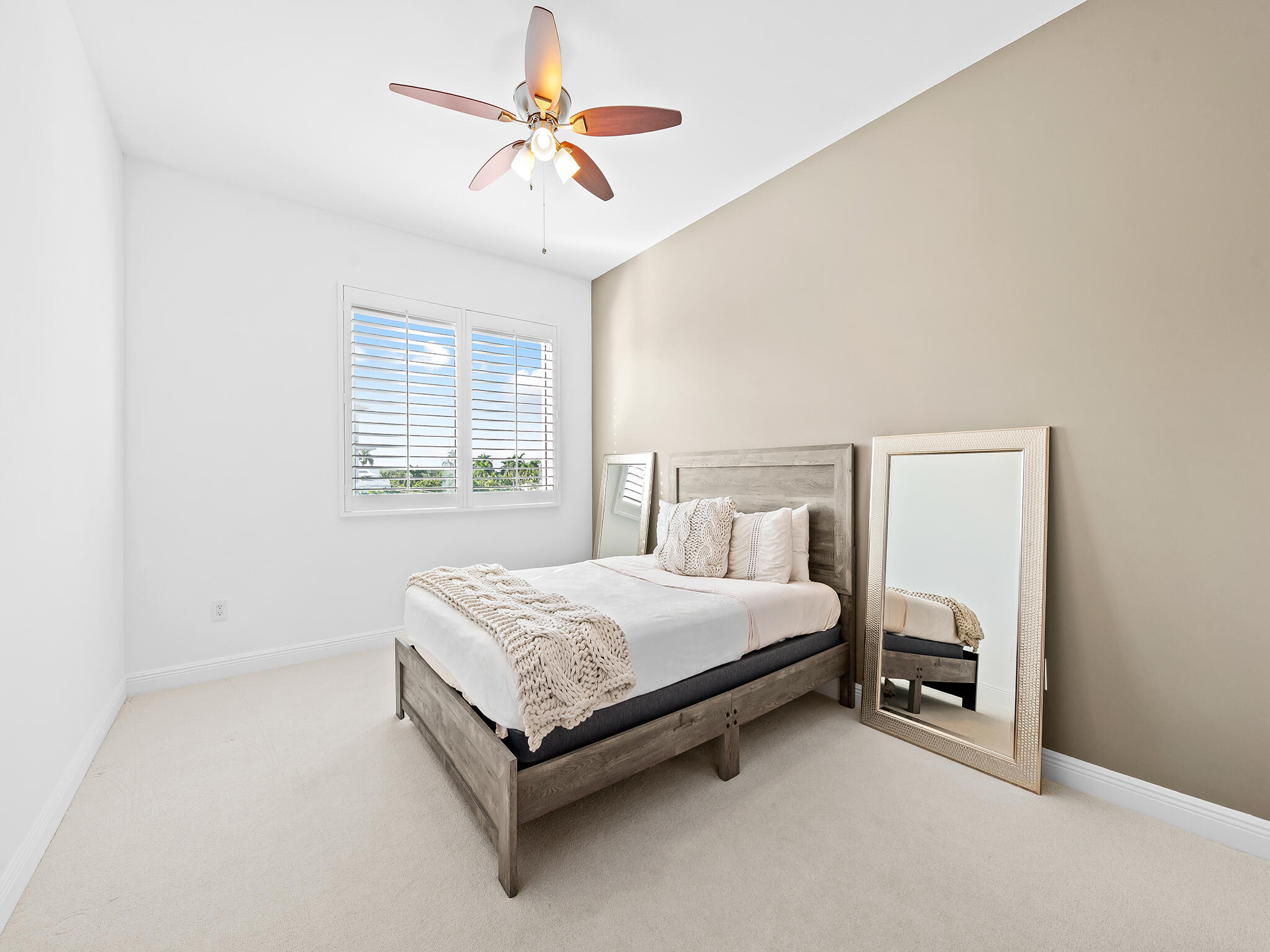 516 Hendricks #4c, Fort Lauderdale FL 33301