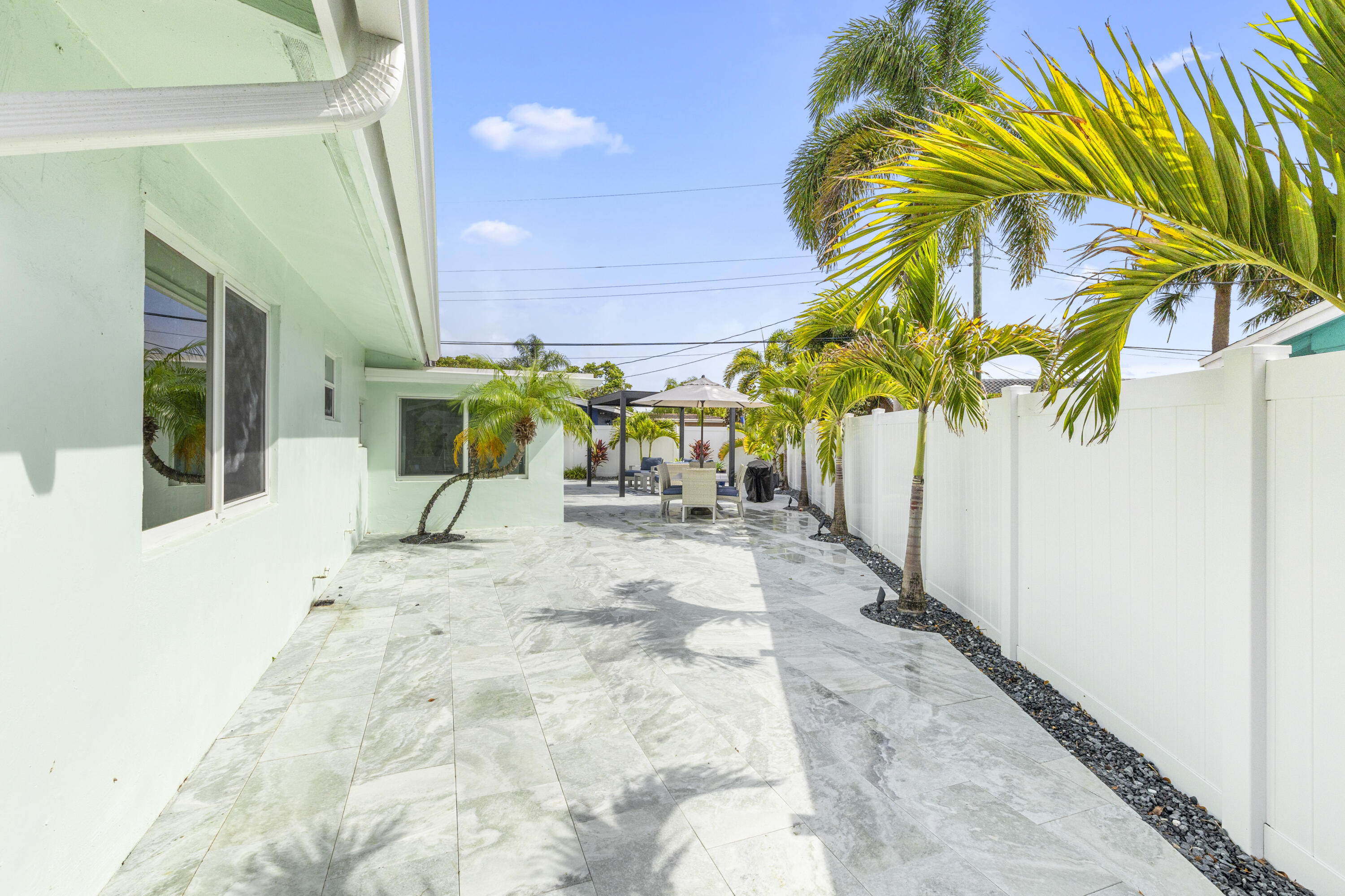 612 SE 10th, Deerfield Beach FL 33441