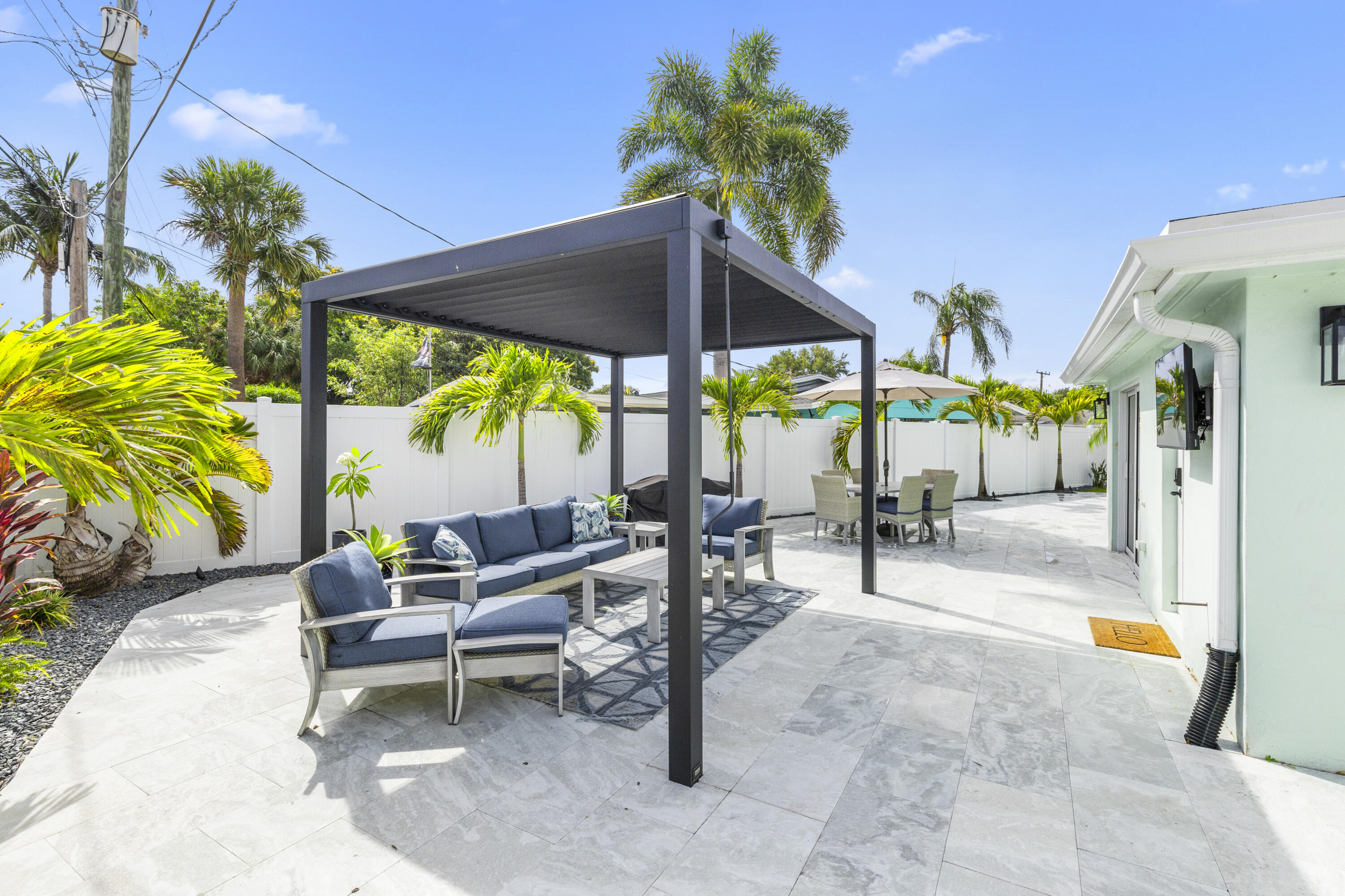 612 SE 10th, Deerfield Beach FL 33441