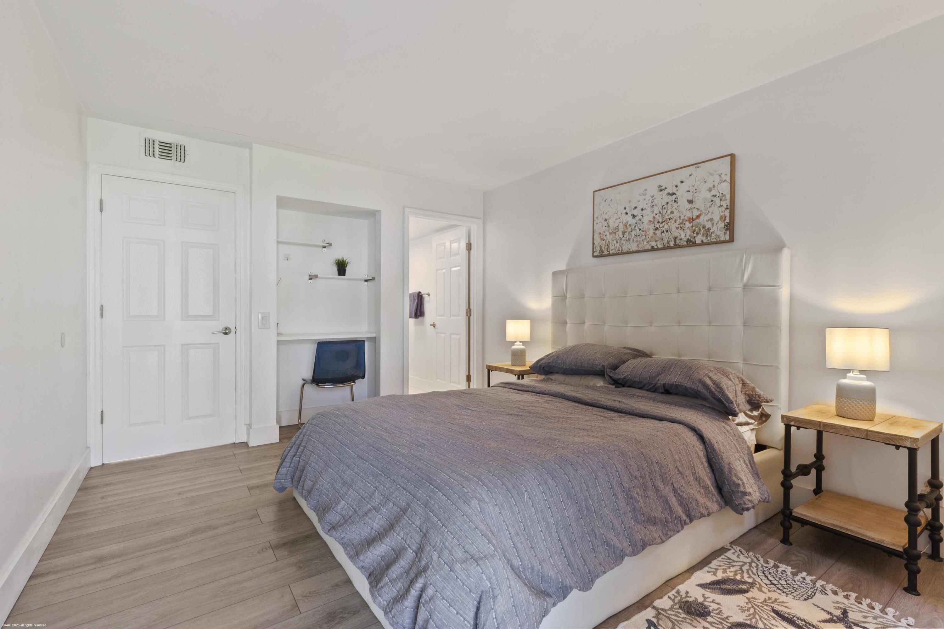 711 Forest Club #108, Wellington FL 33414
