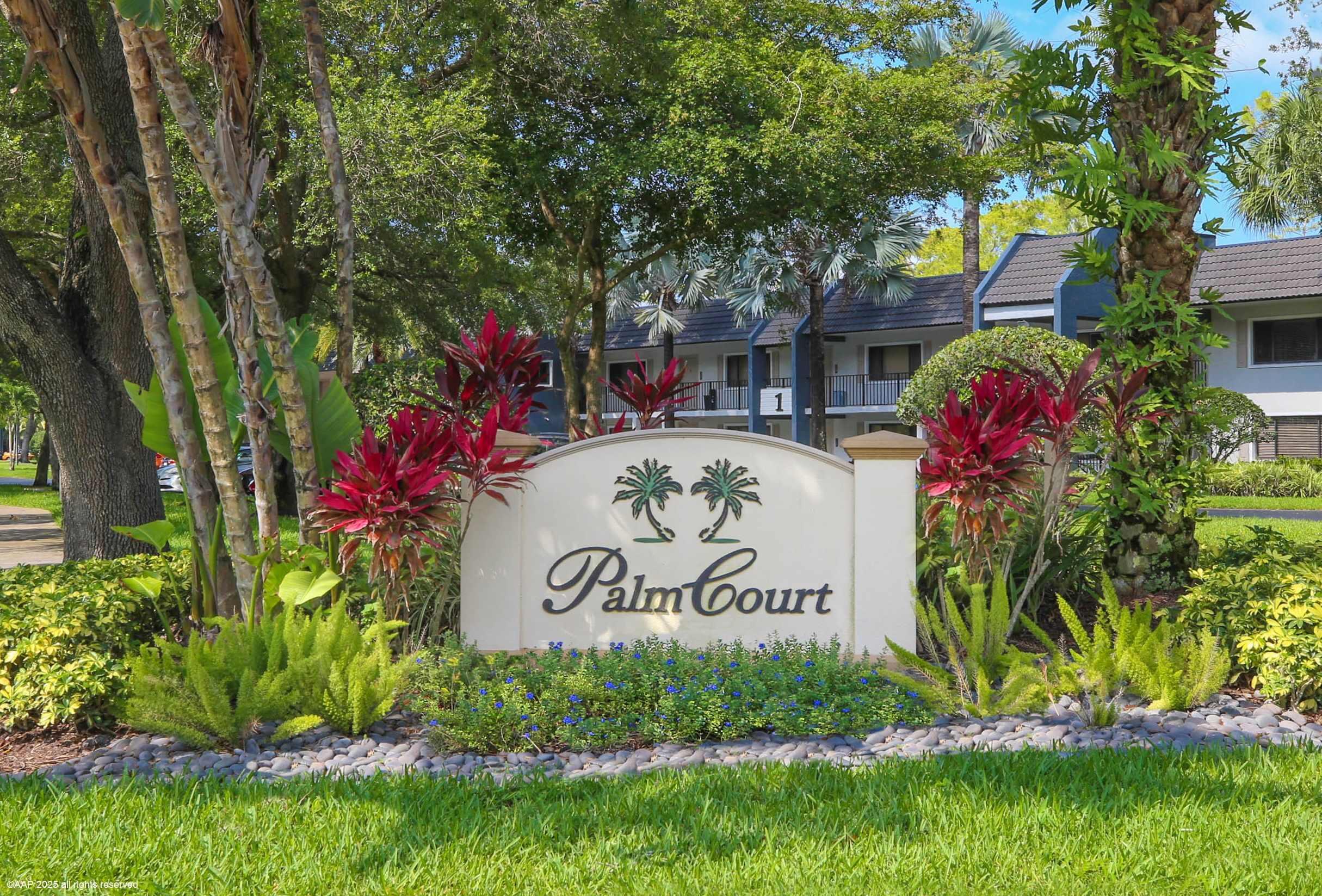 711 Forest Club #108, Wellington FL 33414