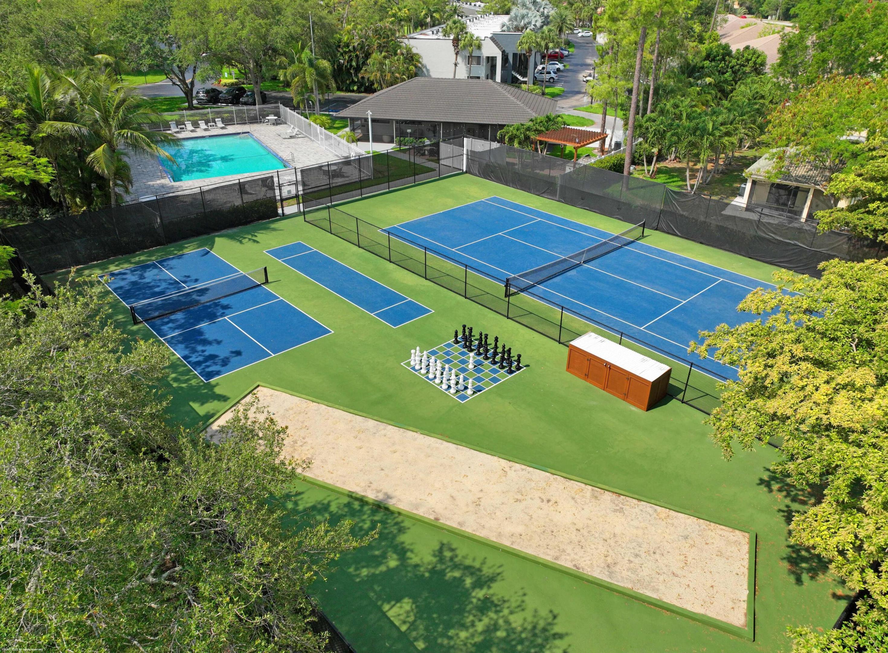 711 Forest Club #108, Wellington FL 33414