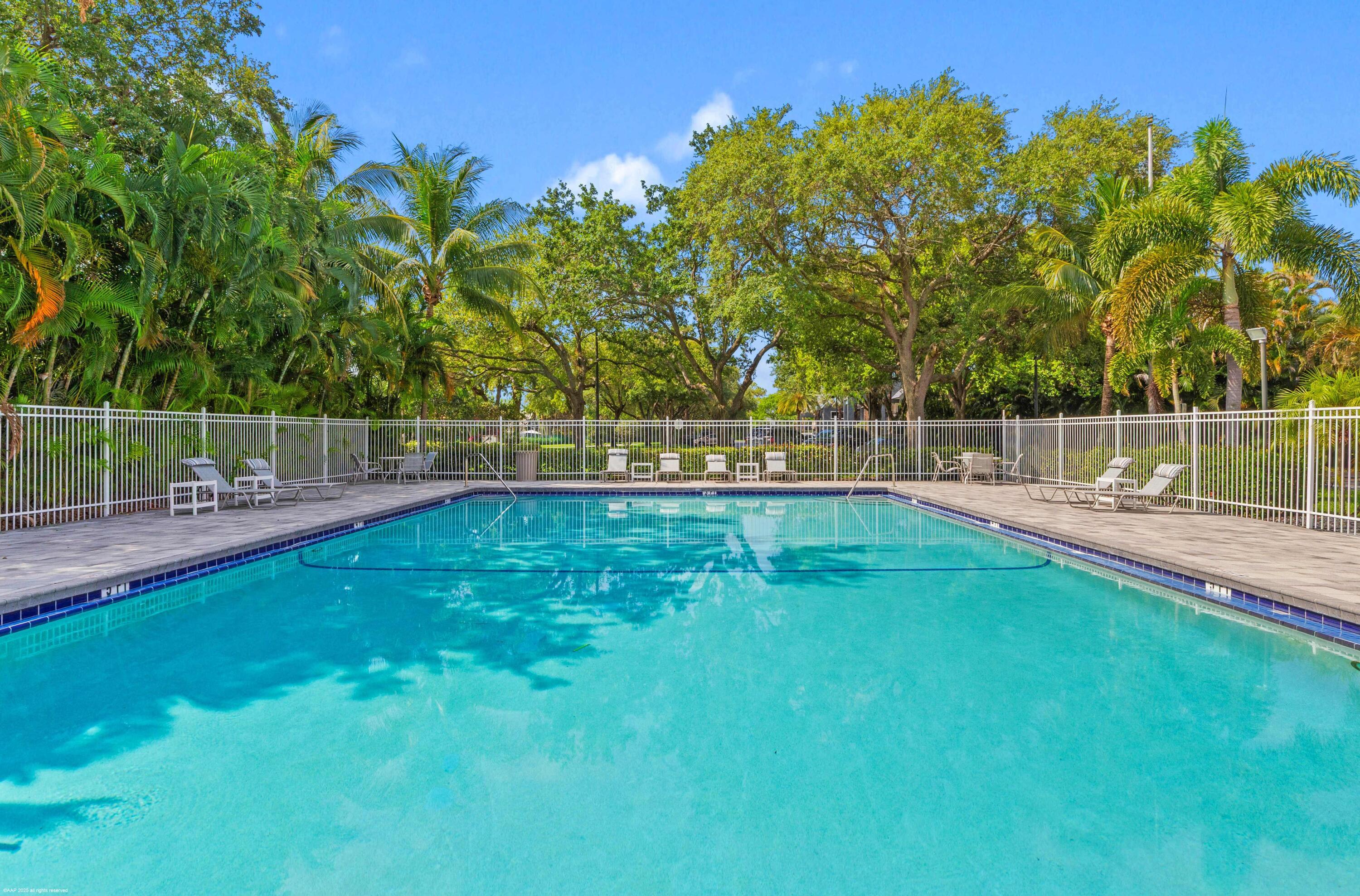 711 Forest Club #108, Wellington FL 33414