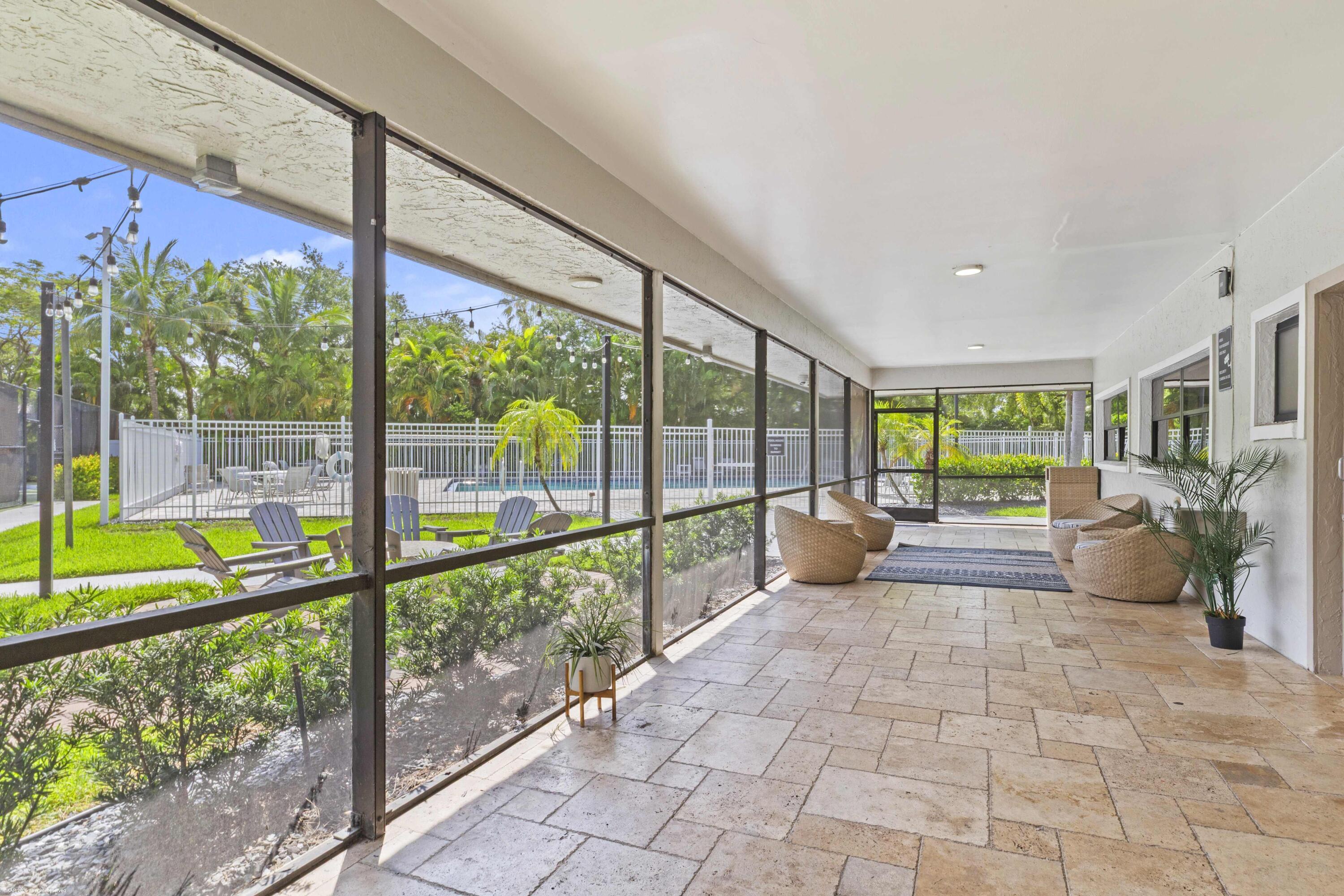711 Forest Club #108, Wellington FL 33414