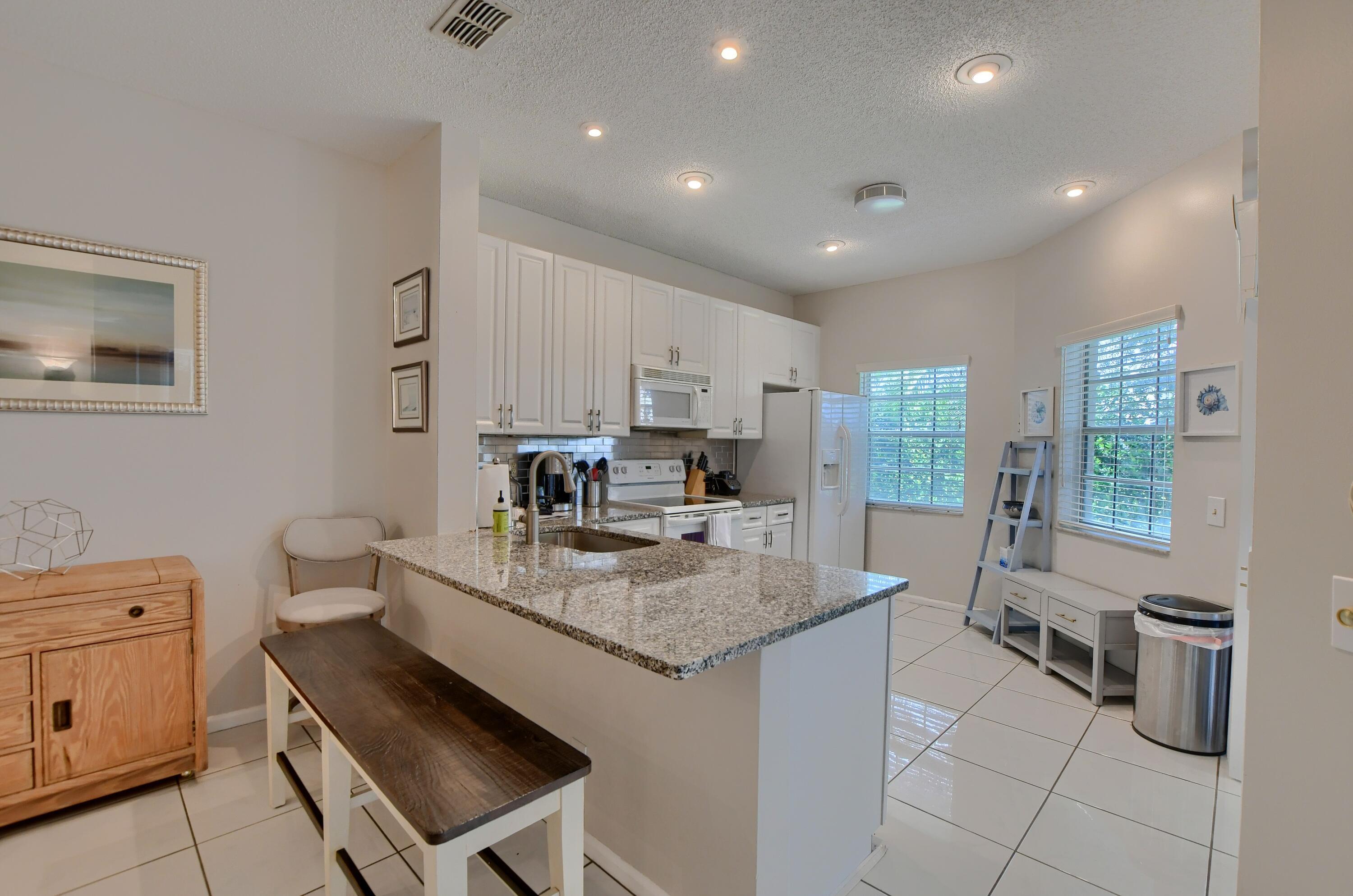 6563 Via Regina, Boca Raton FL 33433