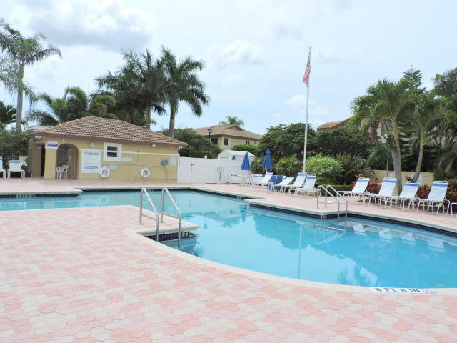 6563 Via Regina, Boca Raton FL 33433
