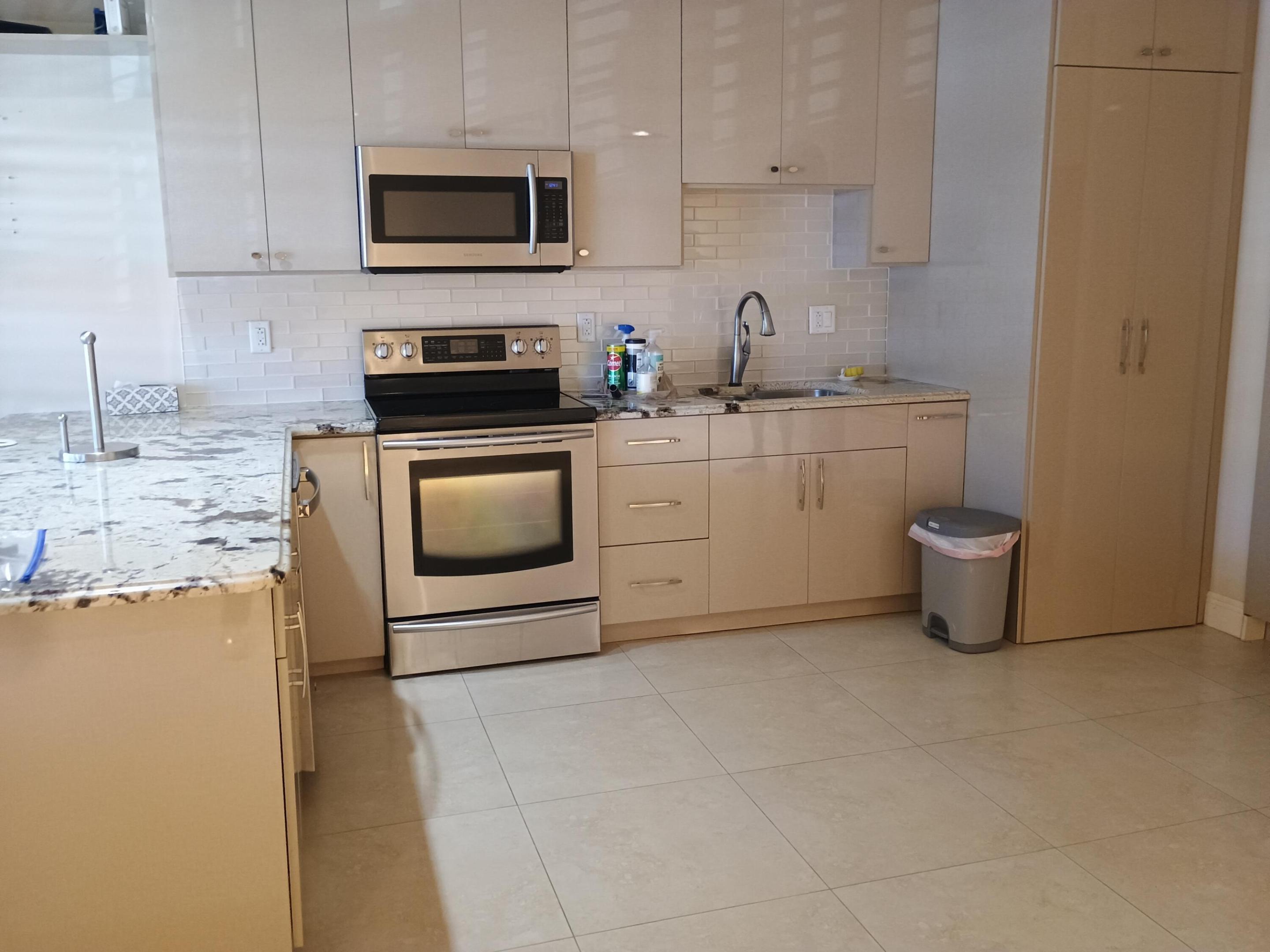 5505 N Ocean #3-203, Ocean Ridge FL 33435