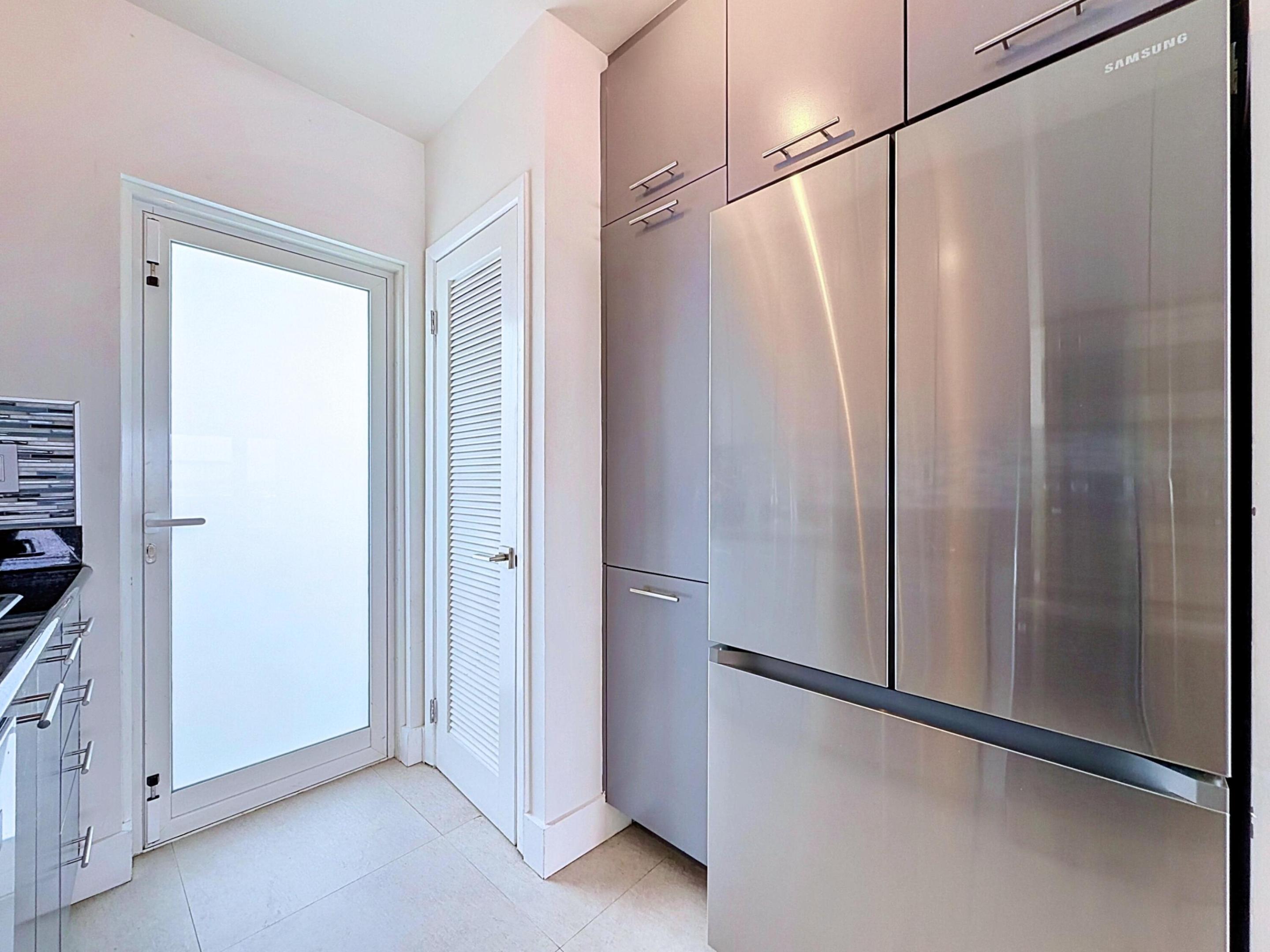 3250 NE 28th #809, Fort Lauderdale FL 33308