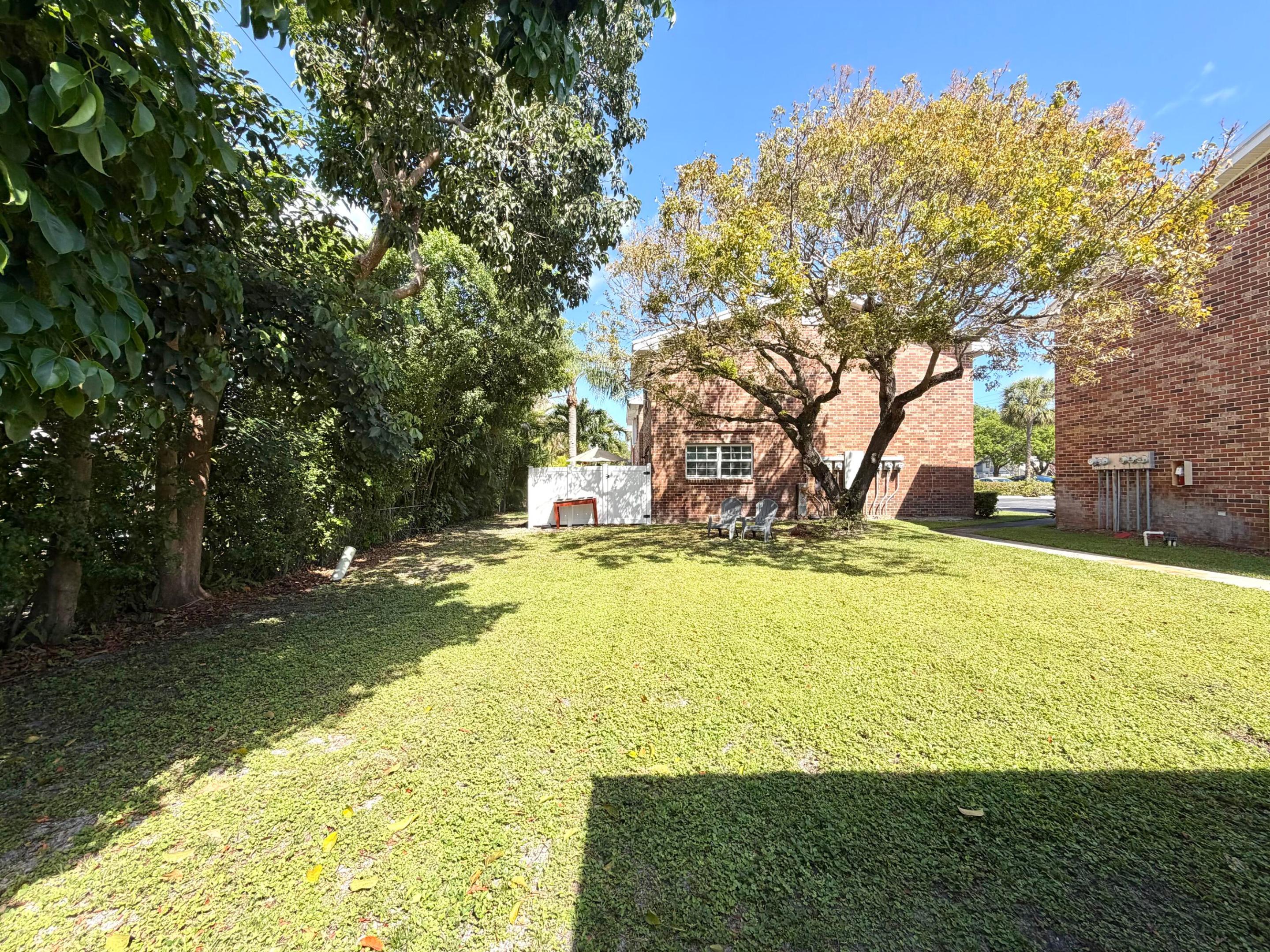 413 N Cypress, Jupiter FL 33469