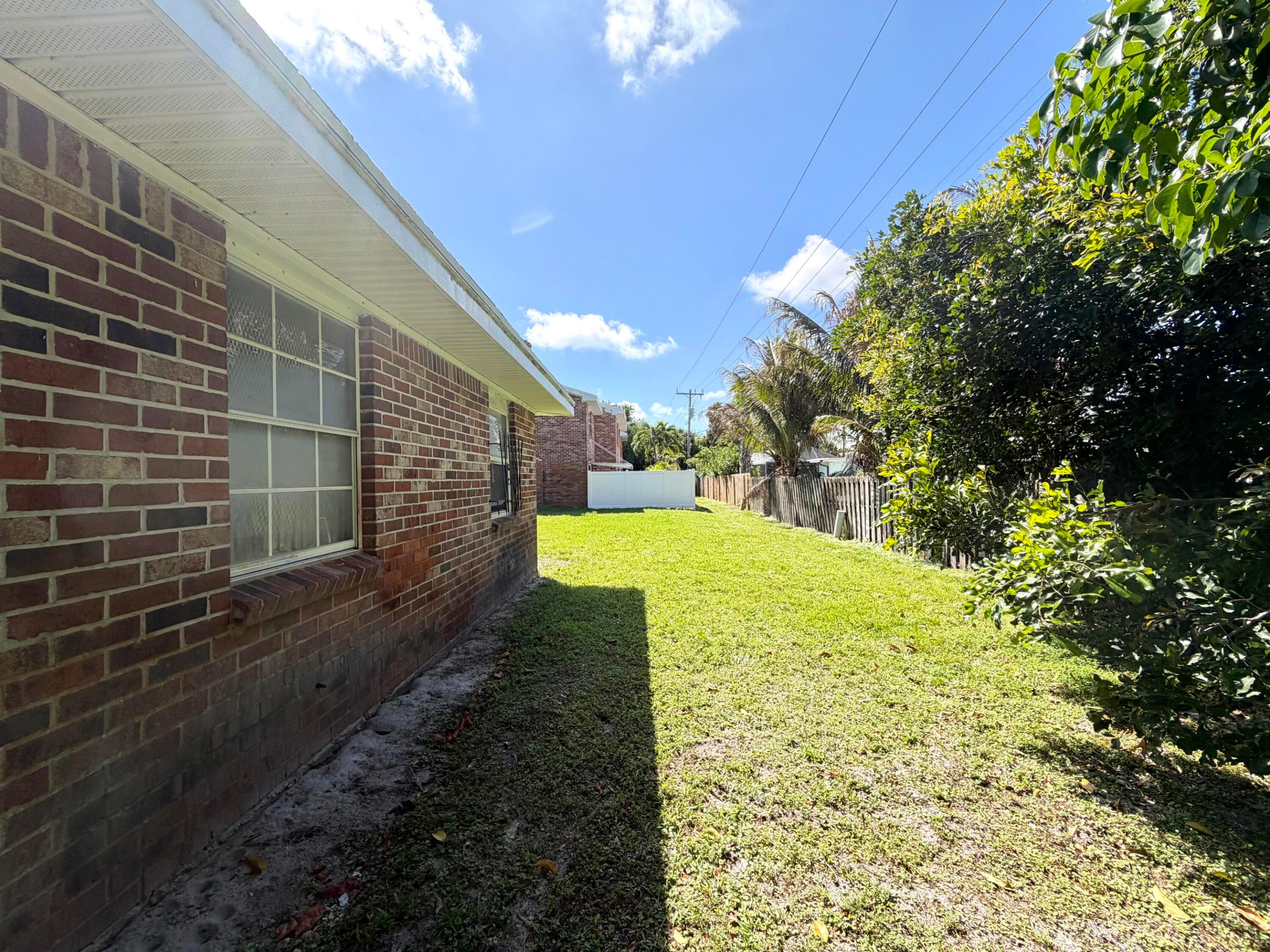 413 N Cypress, Jupiter FL 33469