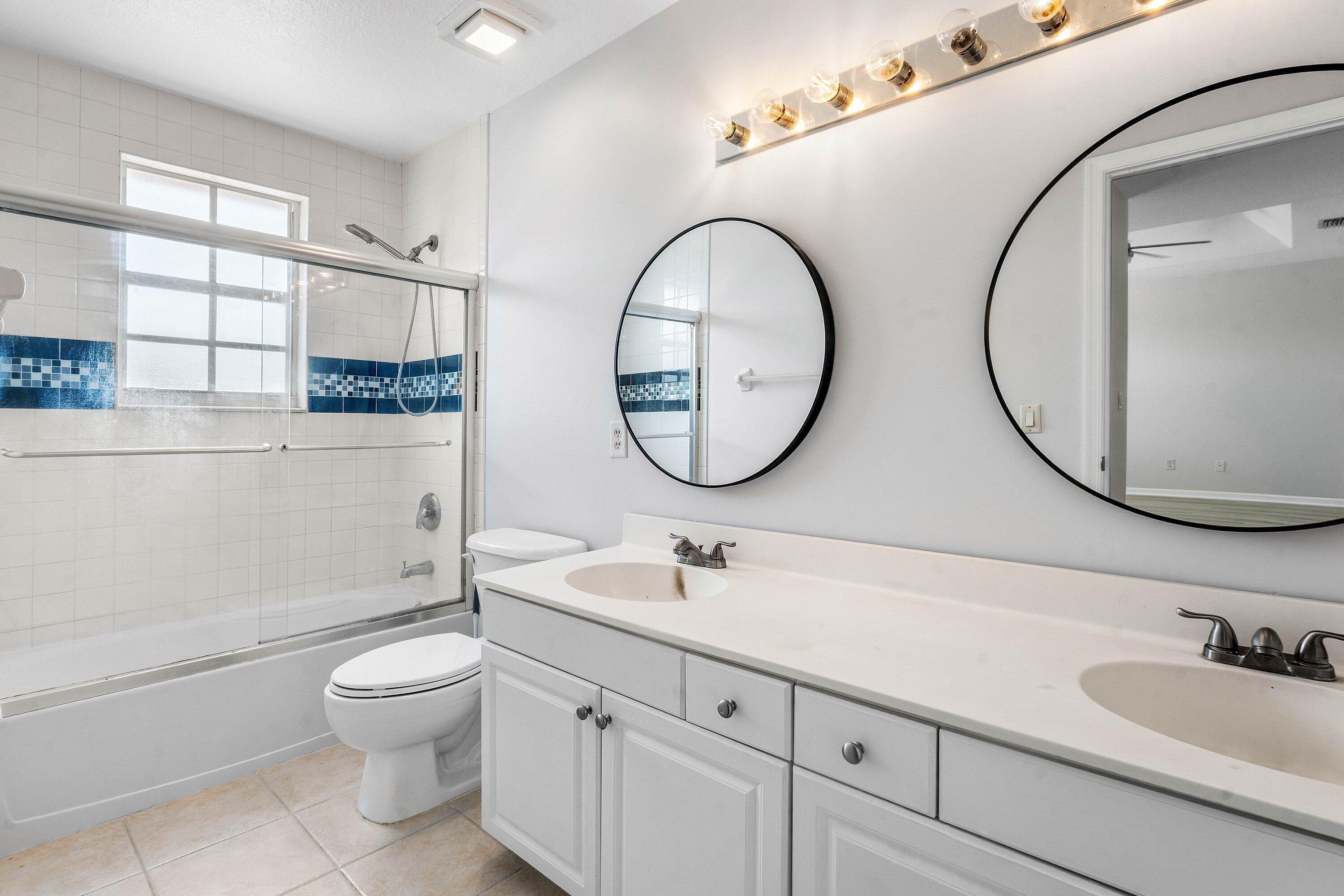 3260 Commodore, West Palm Beach FL 33411