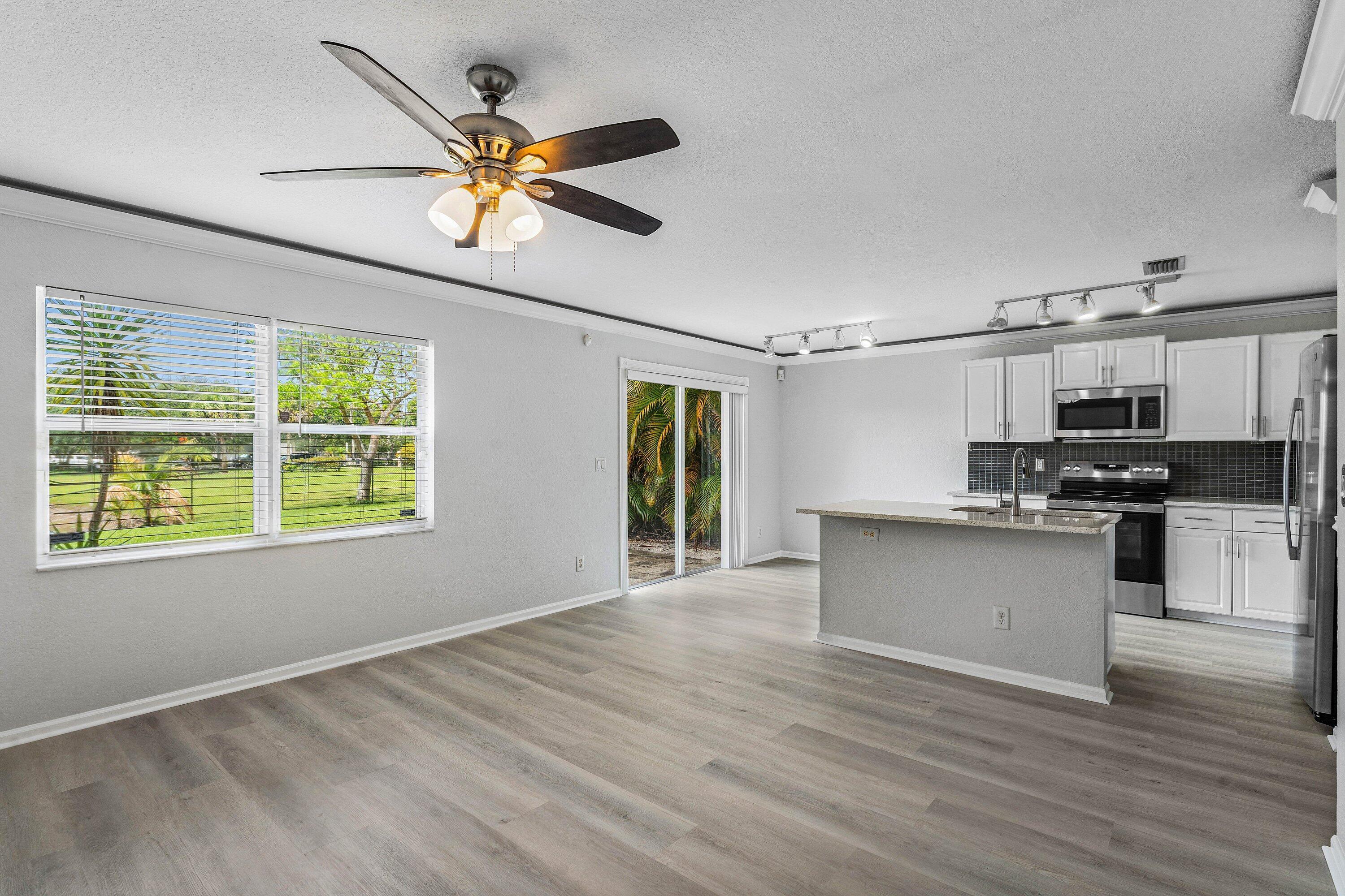 3260 Commodore, West Palm Beach FL 33411