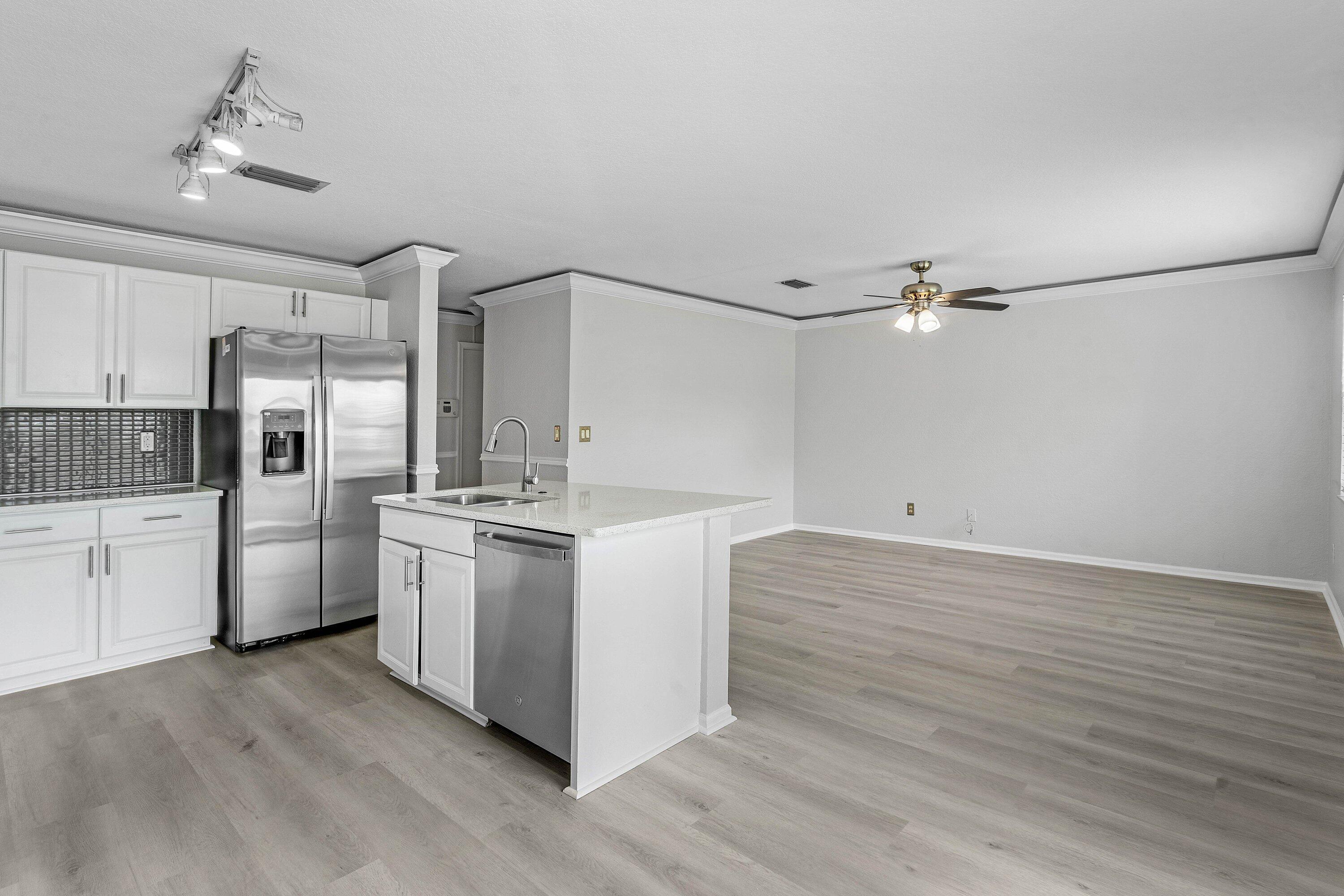 3260 Commodore, West Palm Beach FL 33411