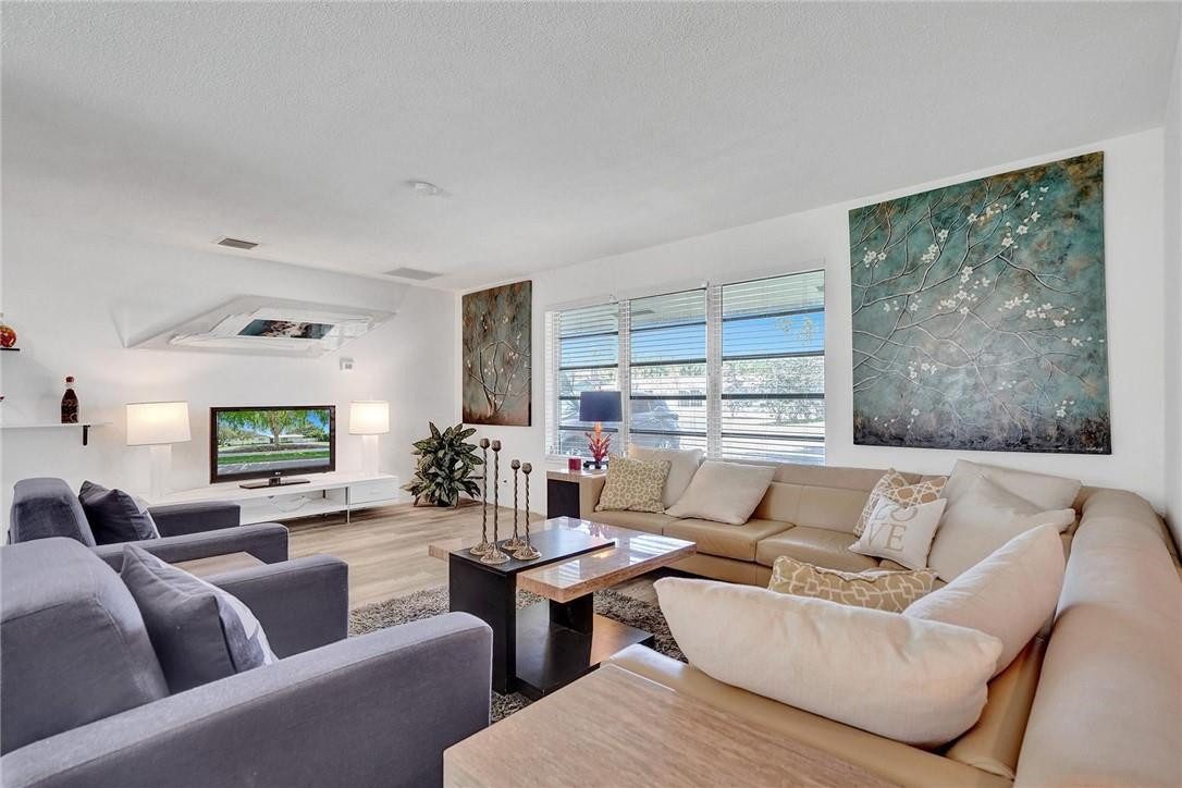5101 NE 27th, Lighthouse Point FL 33064