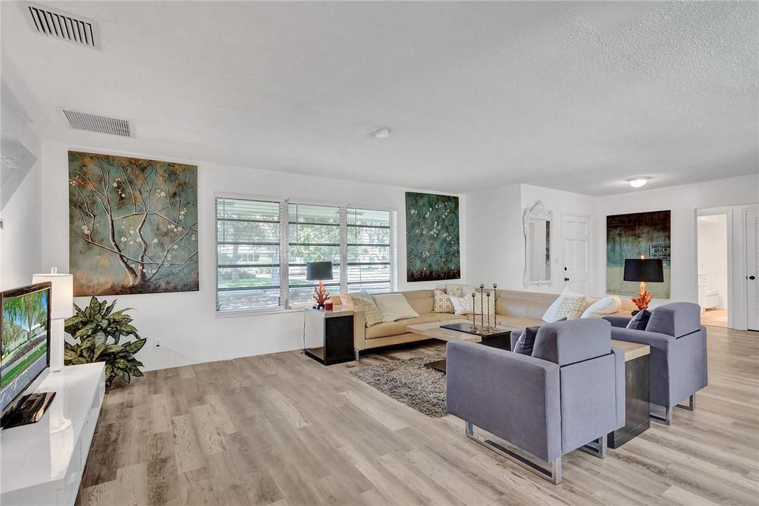 5101 NE 27th, Lighthouse Point FL 33064