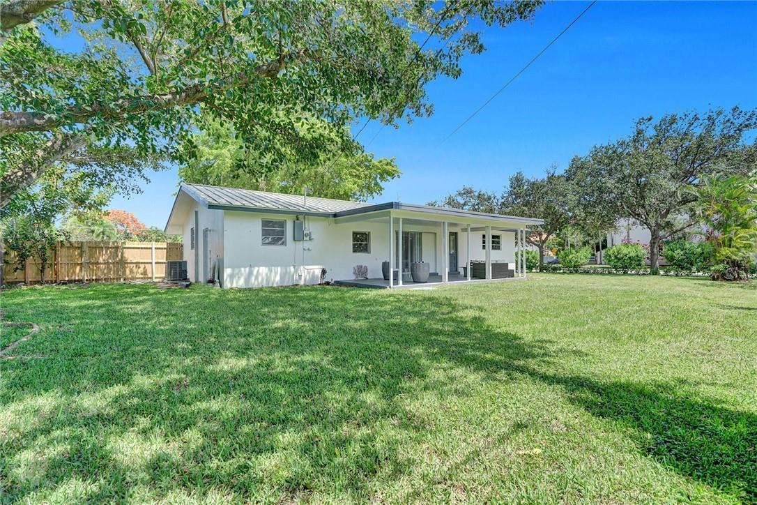 5101 NE 27th, Lighthouse Point FL 33064