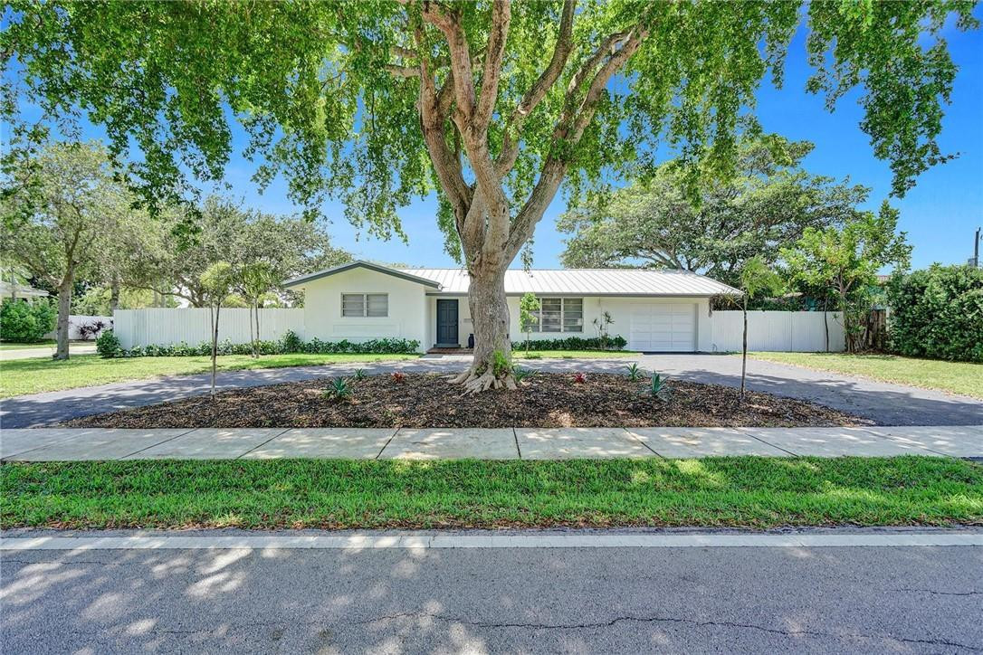 5101 NE 27th, Lighthouse Point FL 33064