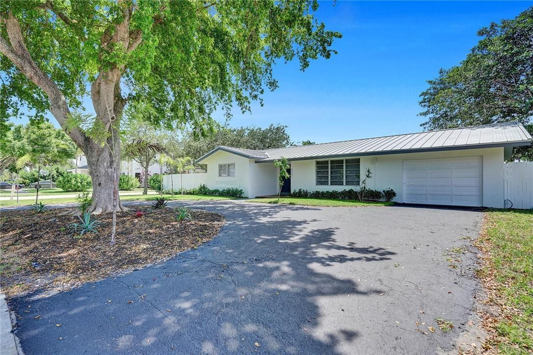 5101 NE 27th, Lighthouse Point FL 33064