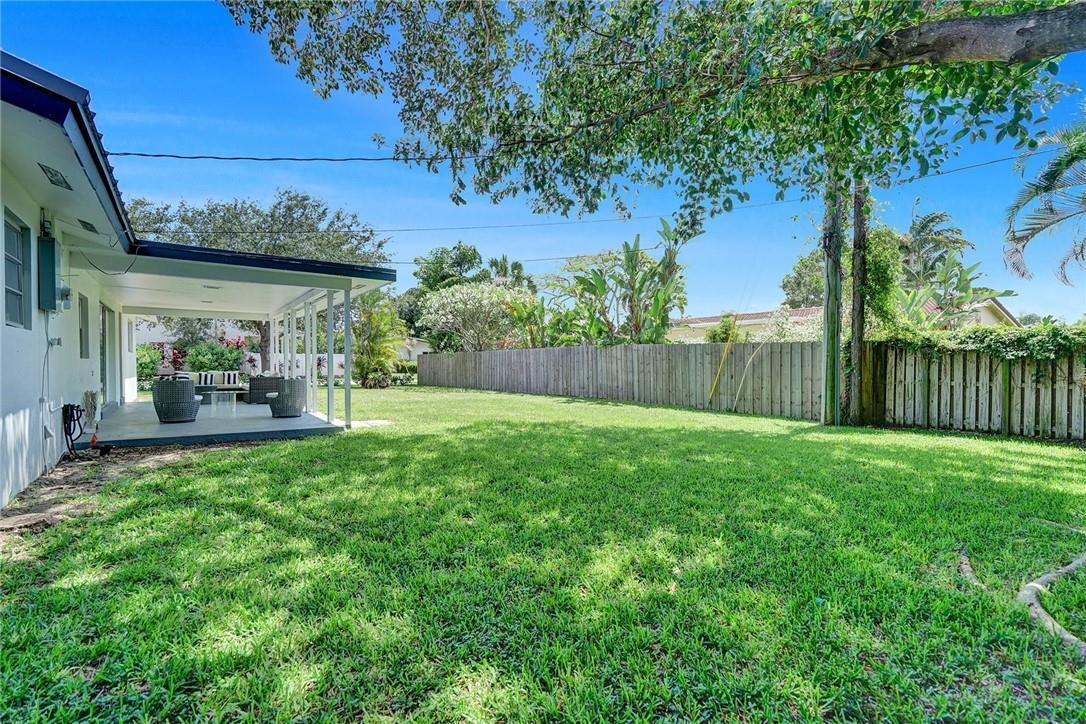 5101 NE 27th, Lighthouse Point FL 33064