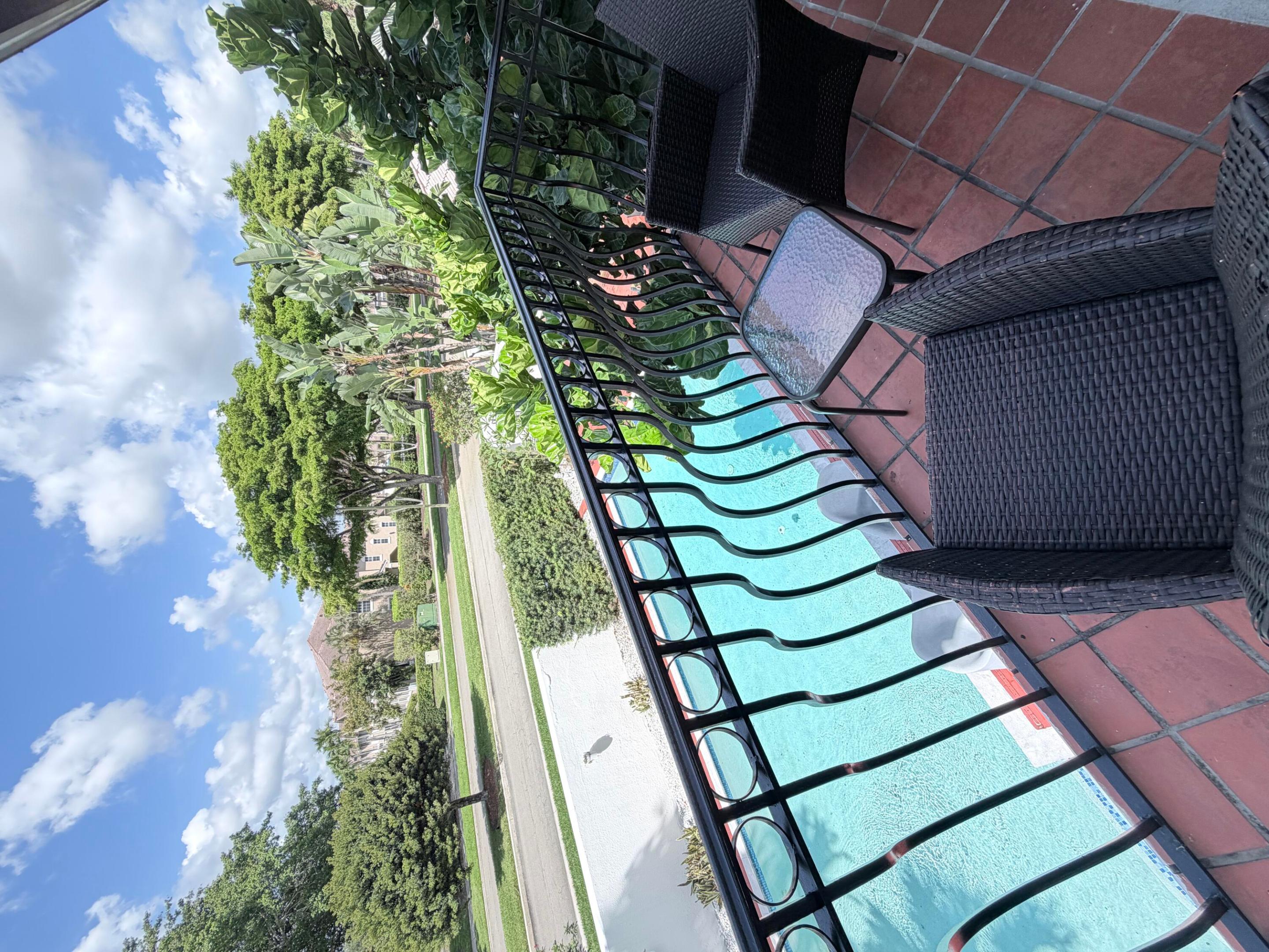 6532 Via Rosa, Boca Raton FL 33433