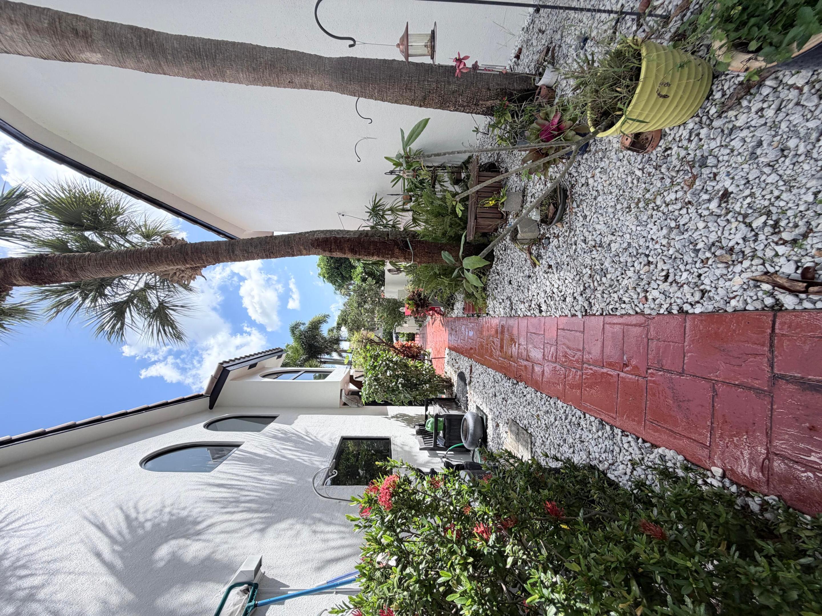 6532 Via Rosa, Boca Raton FL 33433