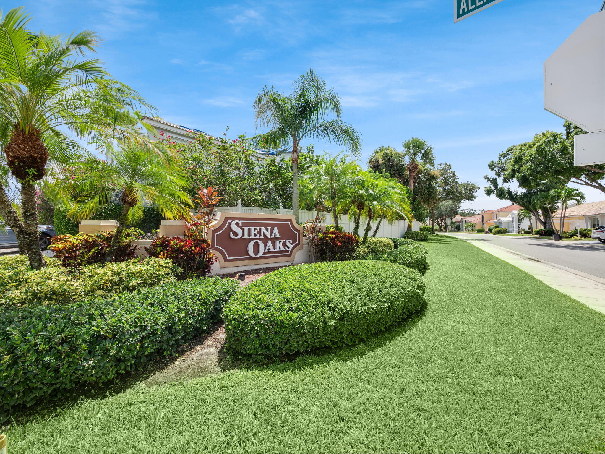 10109 Oak Bark, Palm Beach Gardens FL 33410