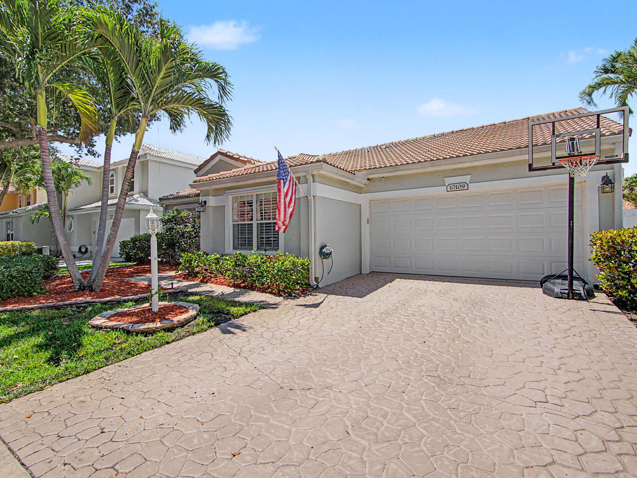 10109 Oak Bark, Palm Beach Gardens FL 33410