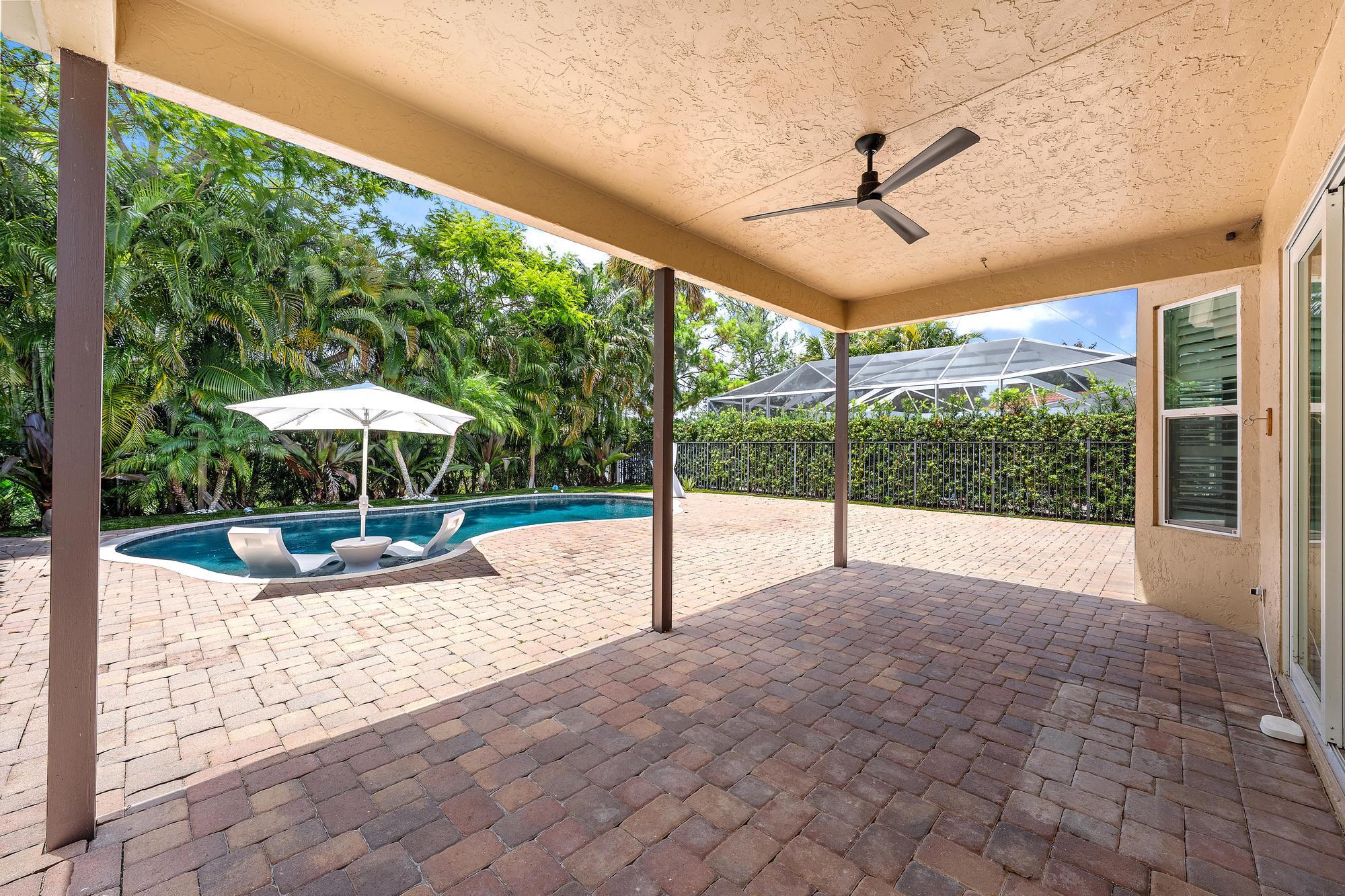 76 Princewood, Palm Beach Gardens FL 33410