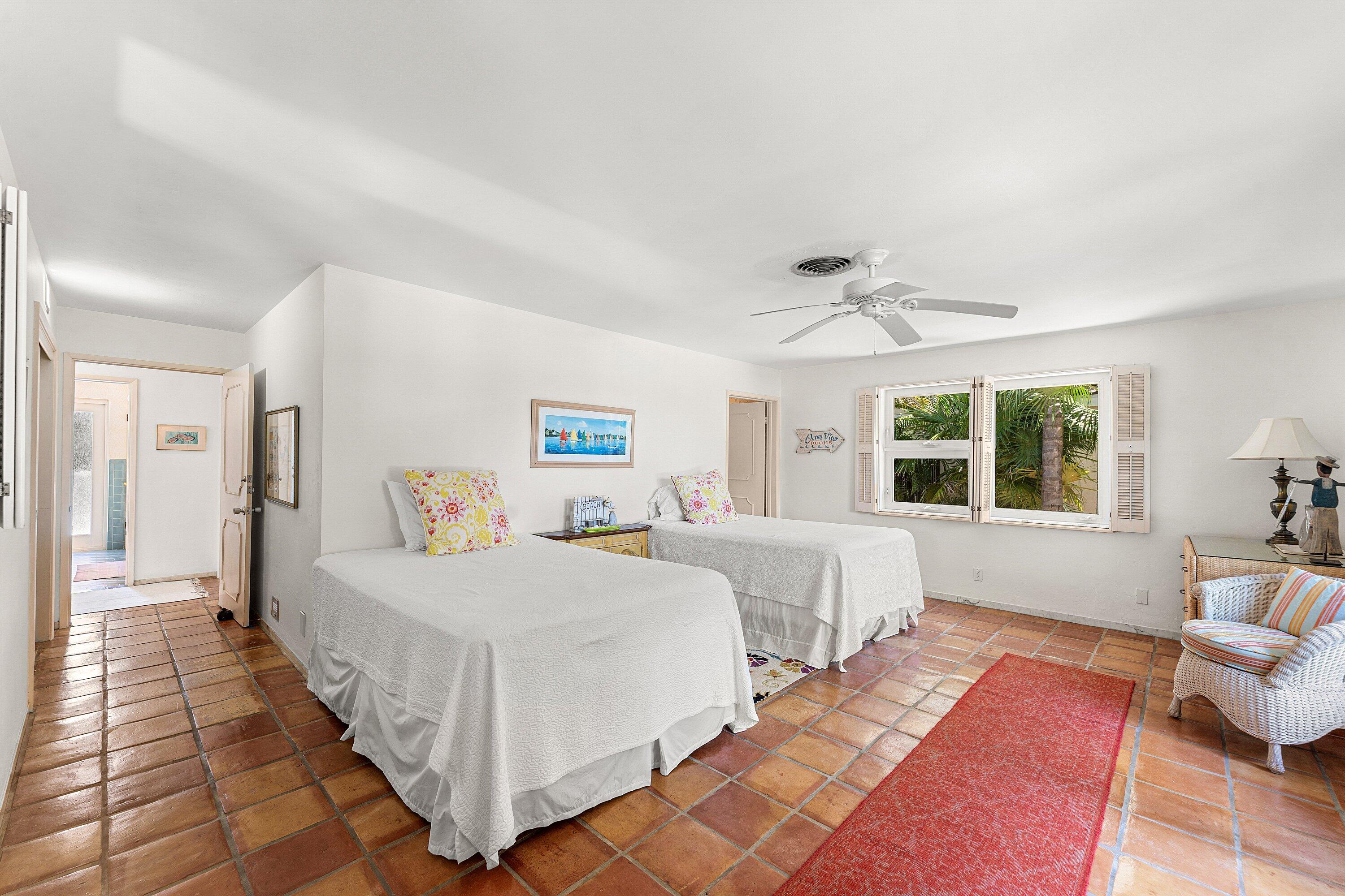 1350 Spanish River, Boca Raton FL 33432